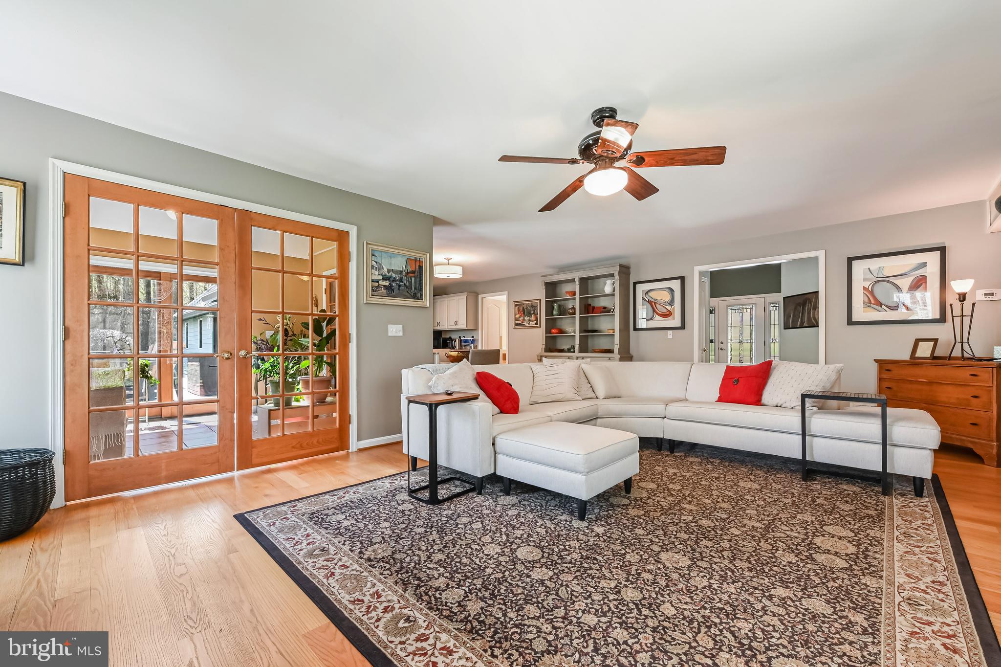 TALL OAKS - Residential