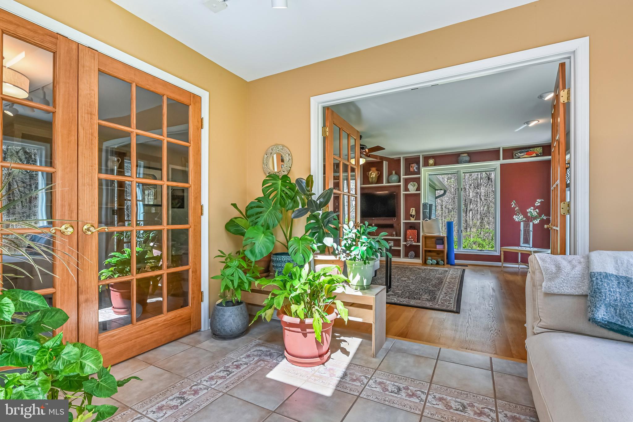 TALL OAKS - Residential