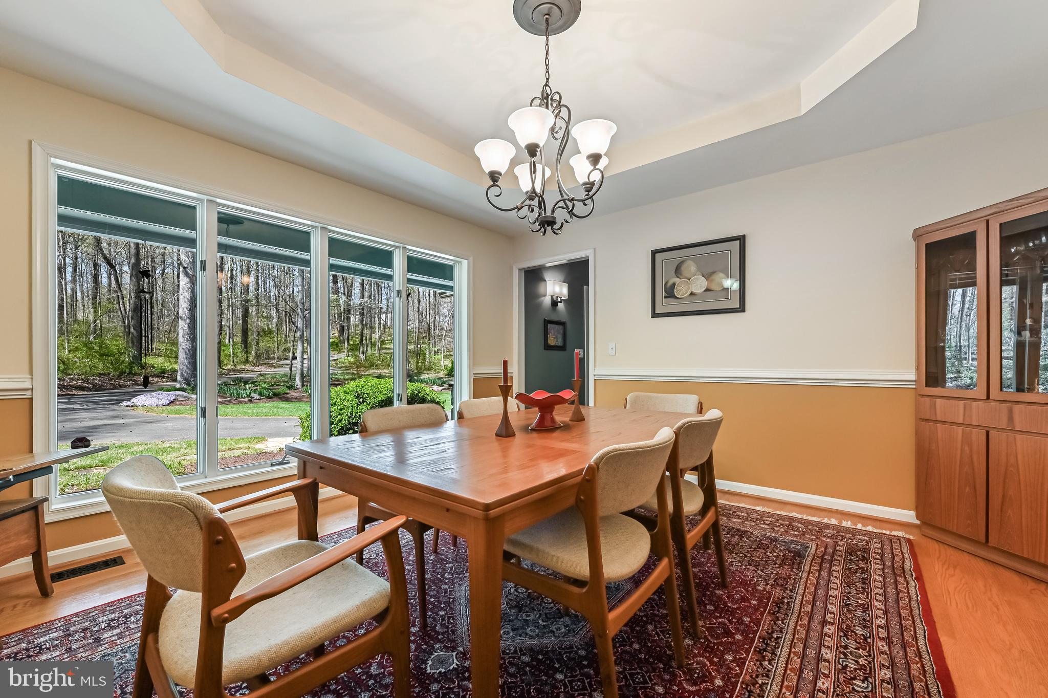 TALL OAKS - Residential