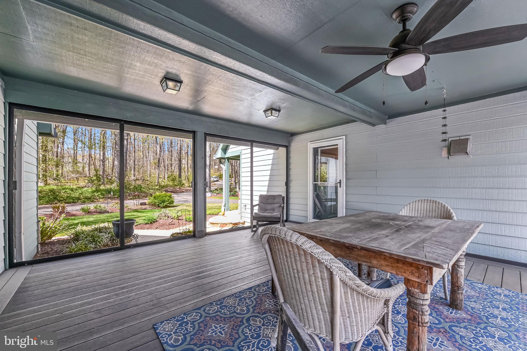 TALL OAKS - Residential