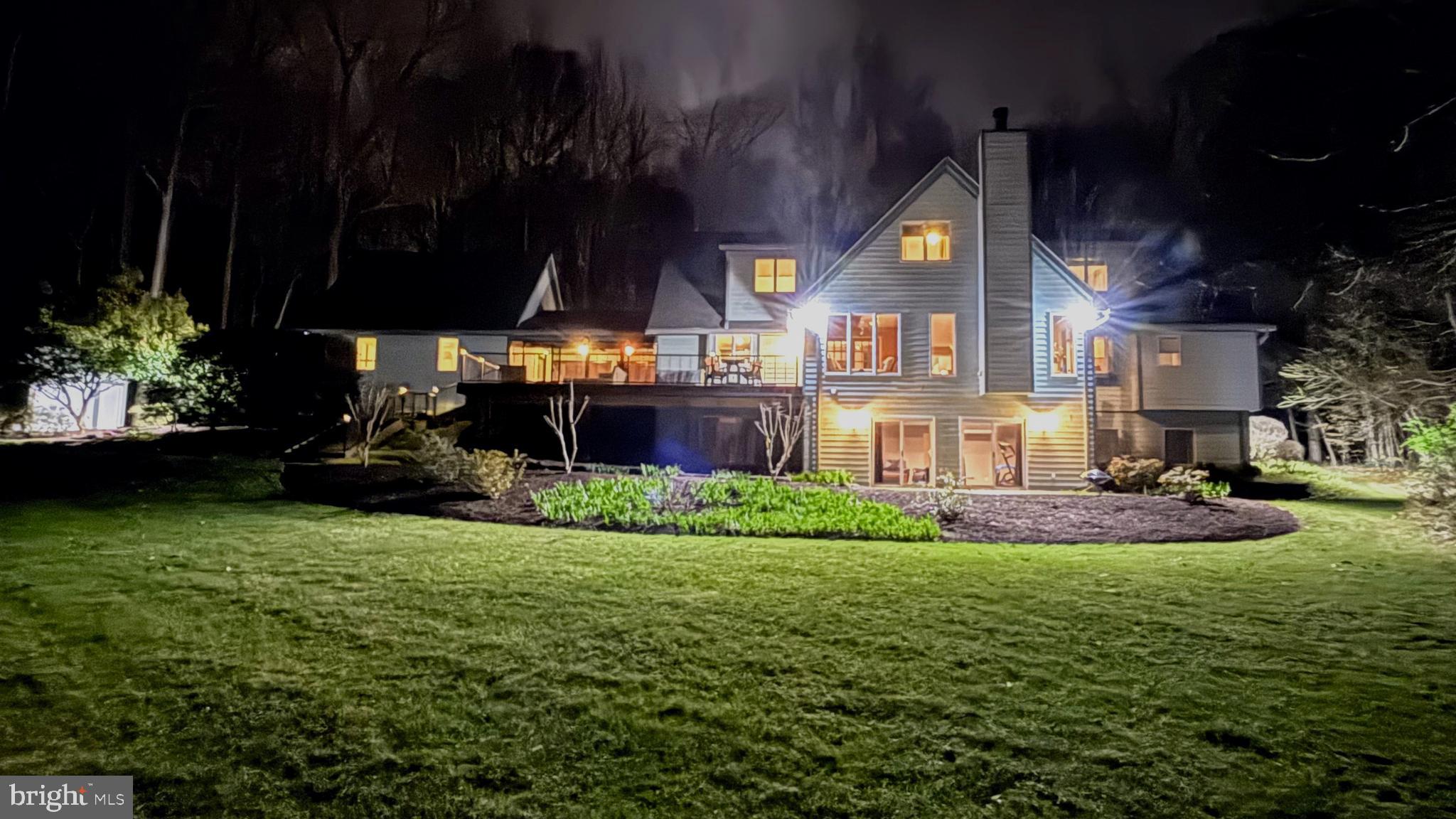 TALL OAKS - Residential