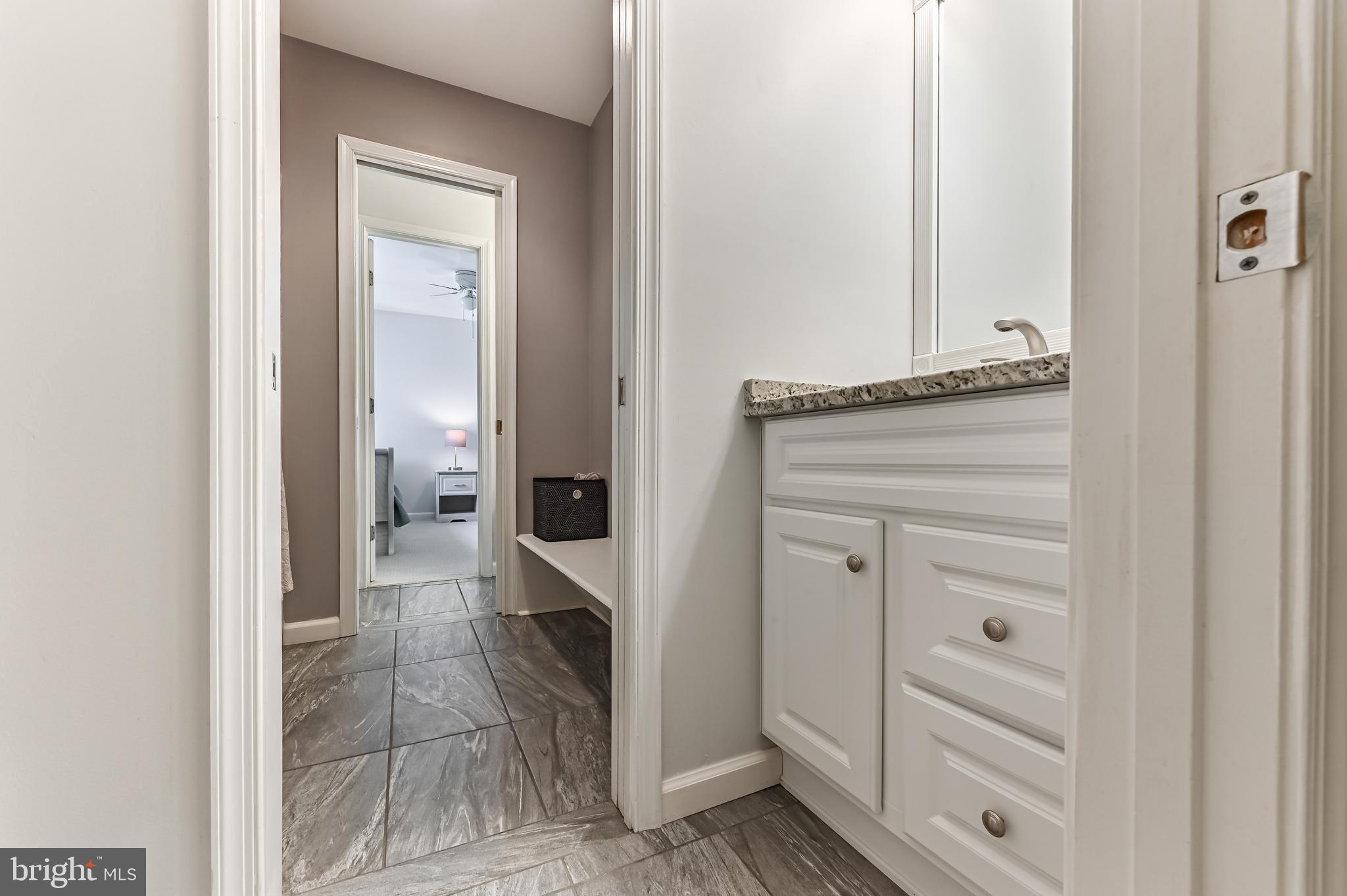 TALL OAKS - Residential