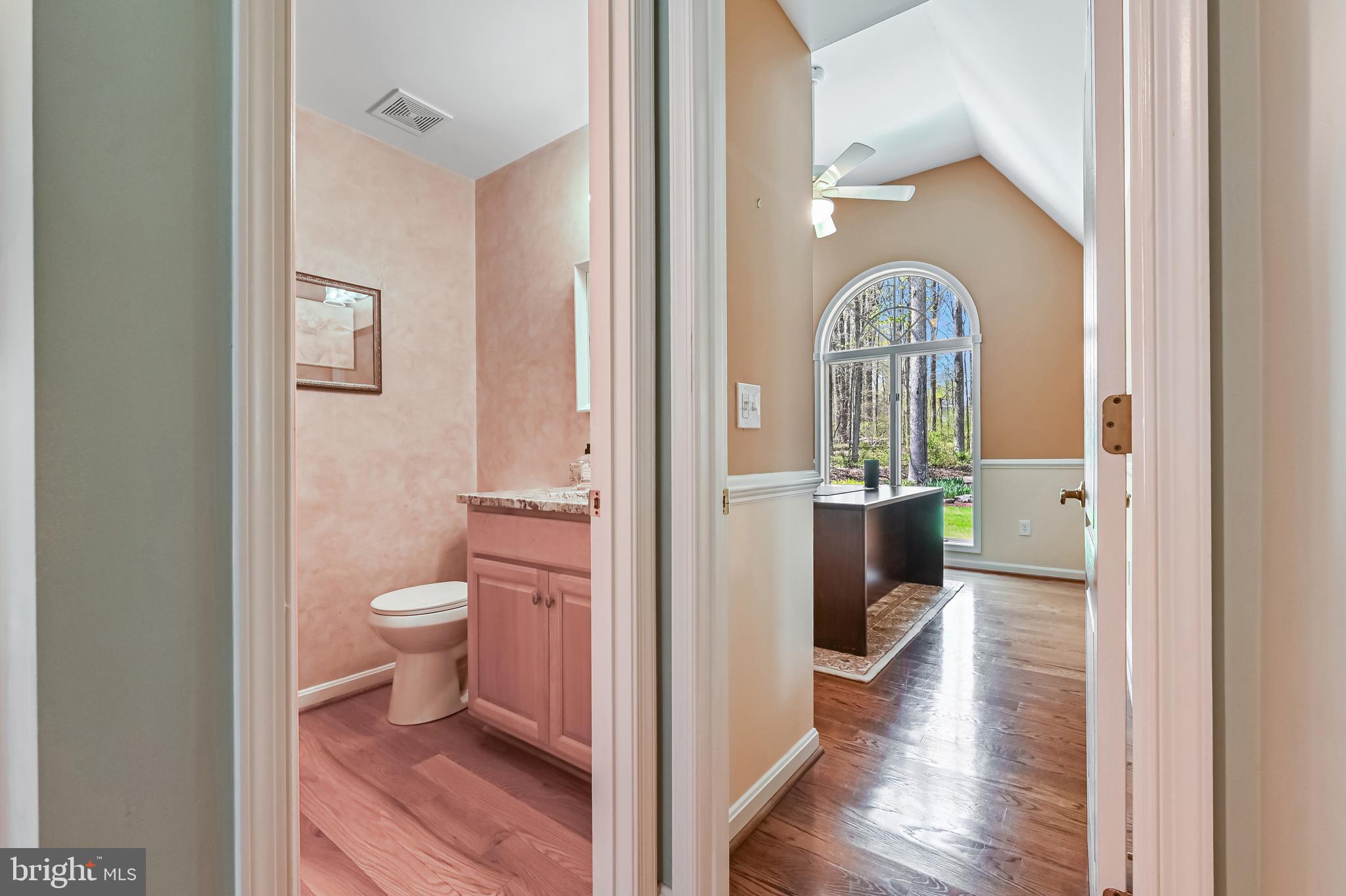 TALL OAKS - Residential