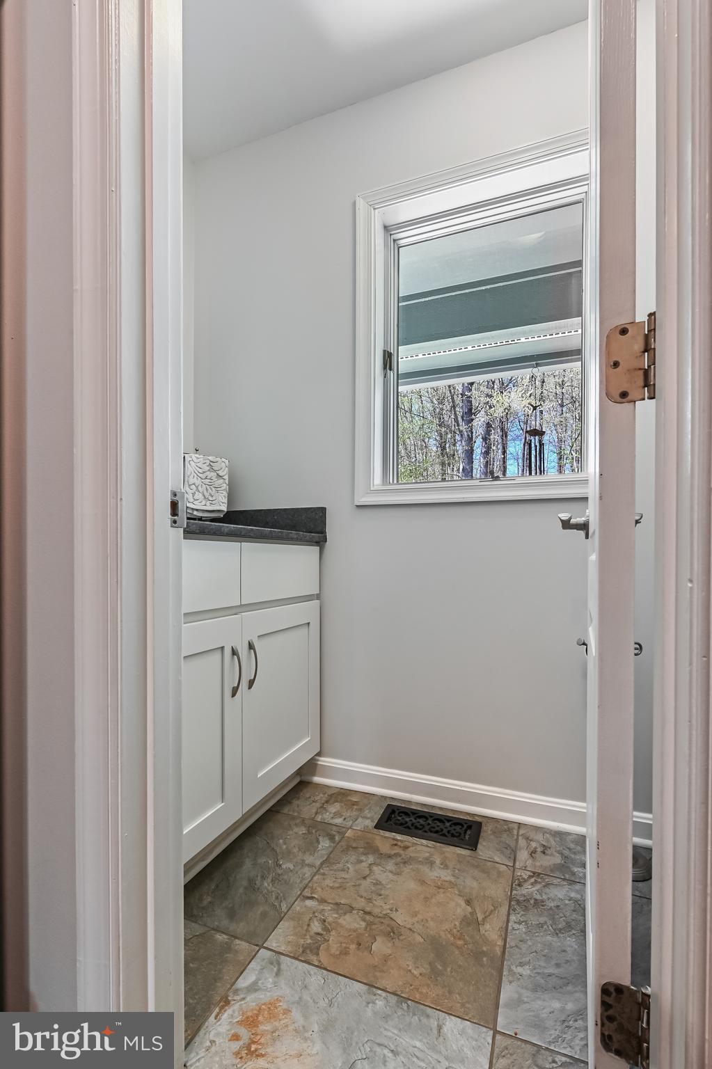 TALL OAKS - Residential