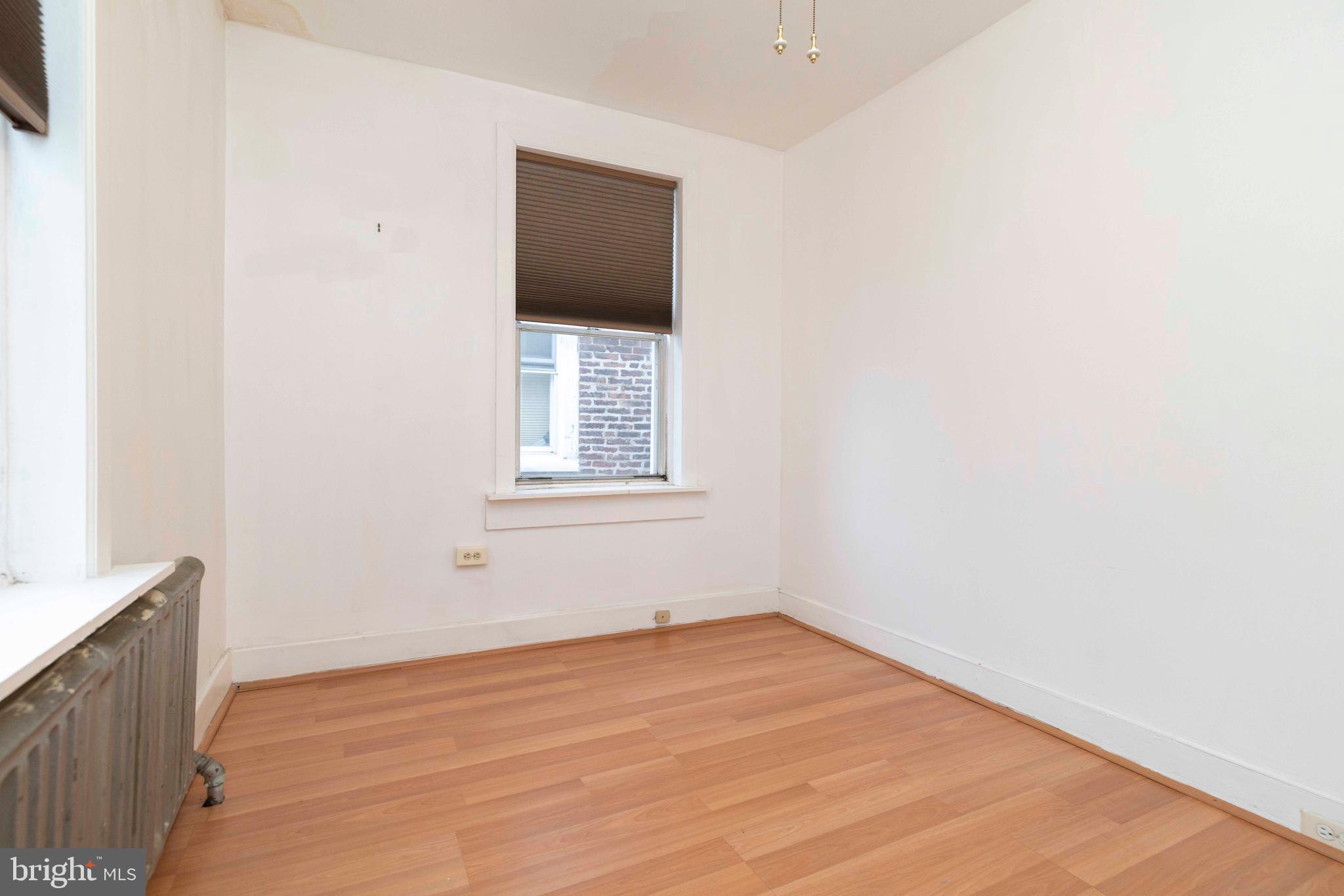 KENSINGTON - Residential