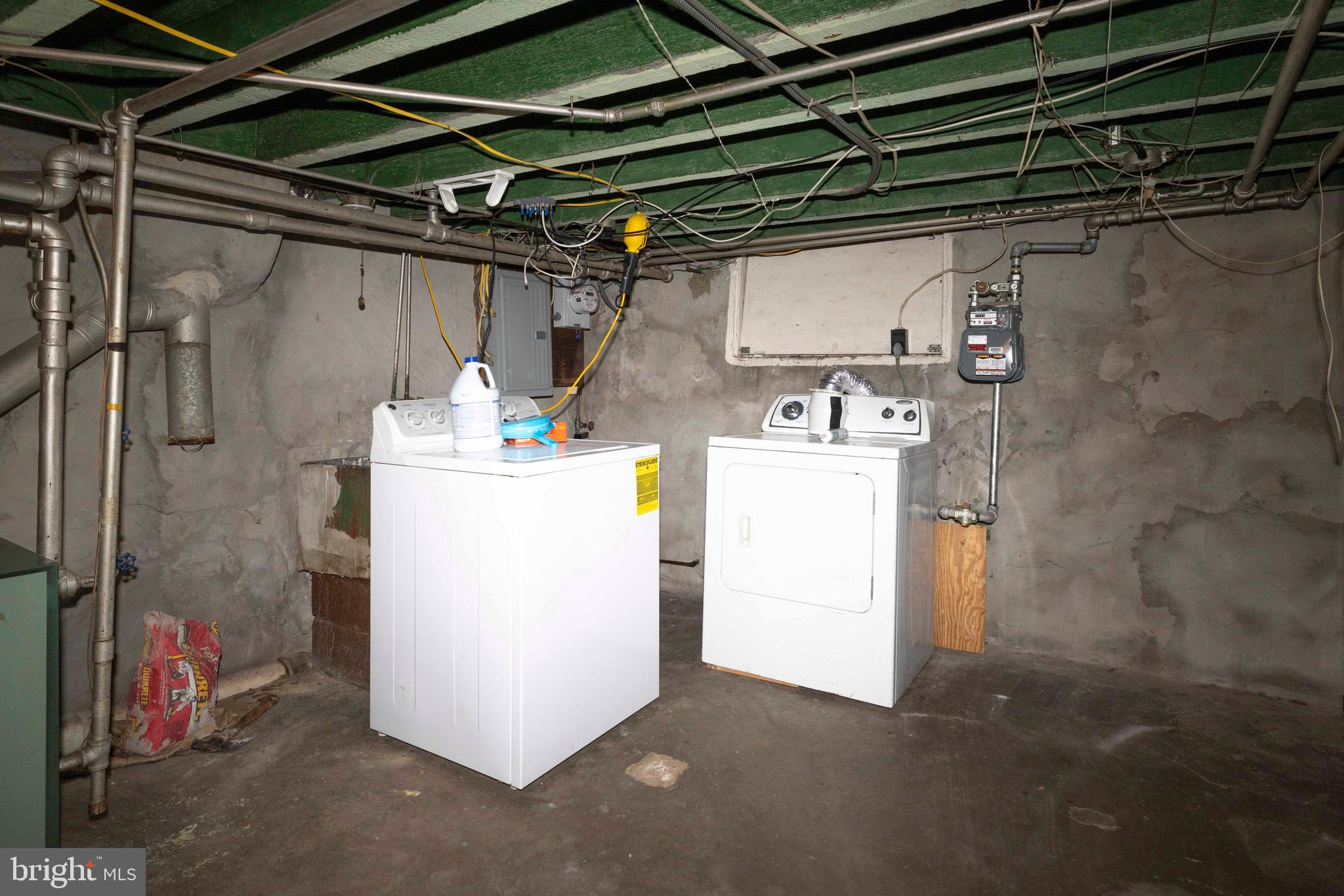 KENSINGTON - Residential