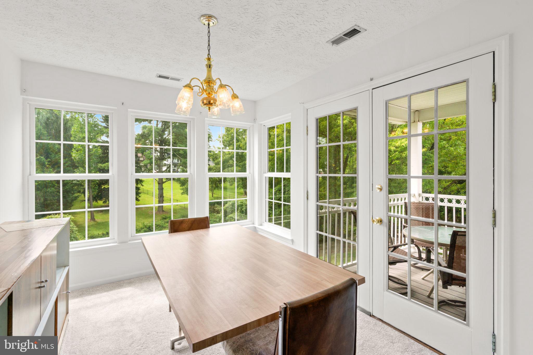 BEDFORD COMMONS - Residential