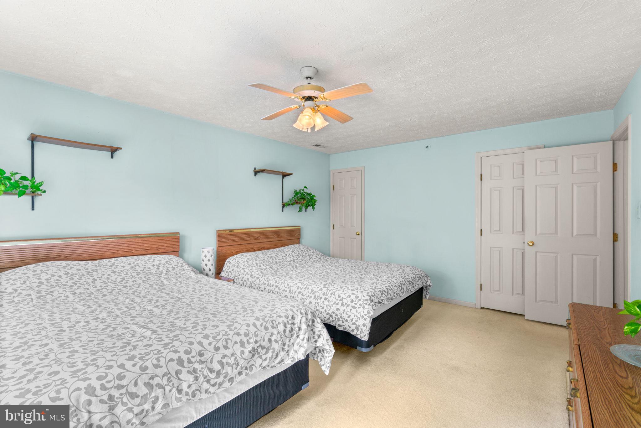 BEDFORD COMMONS - Residential