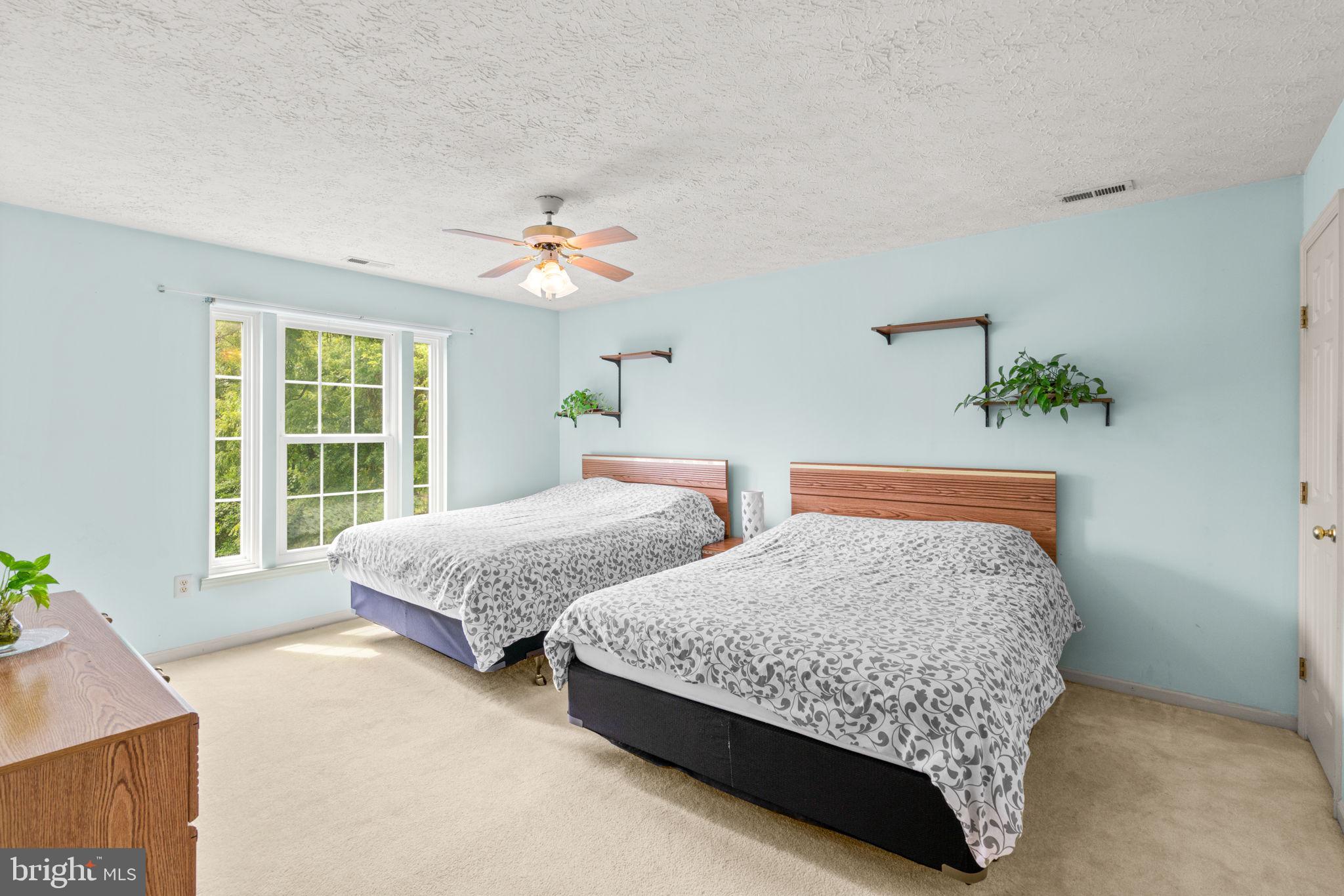 BEDFORD COMMONS - Residential