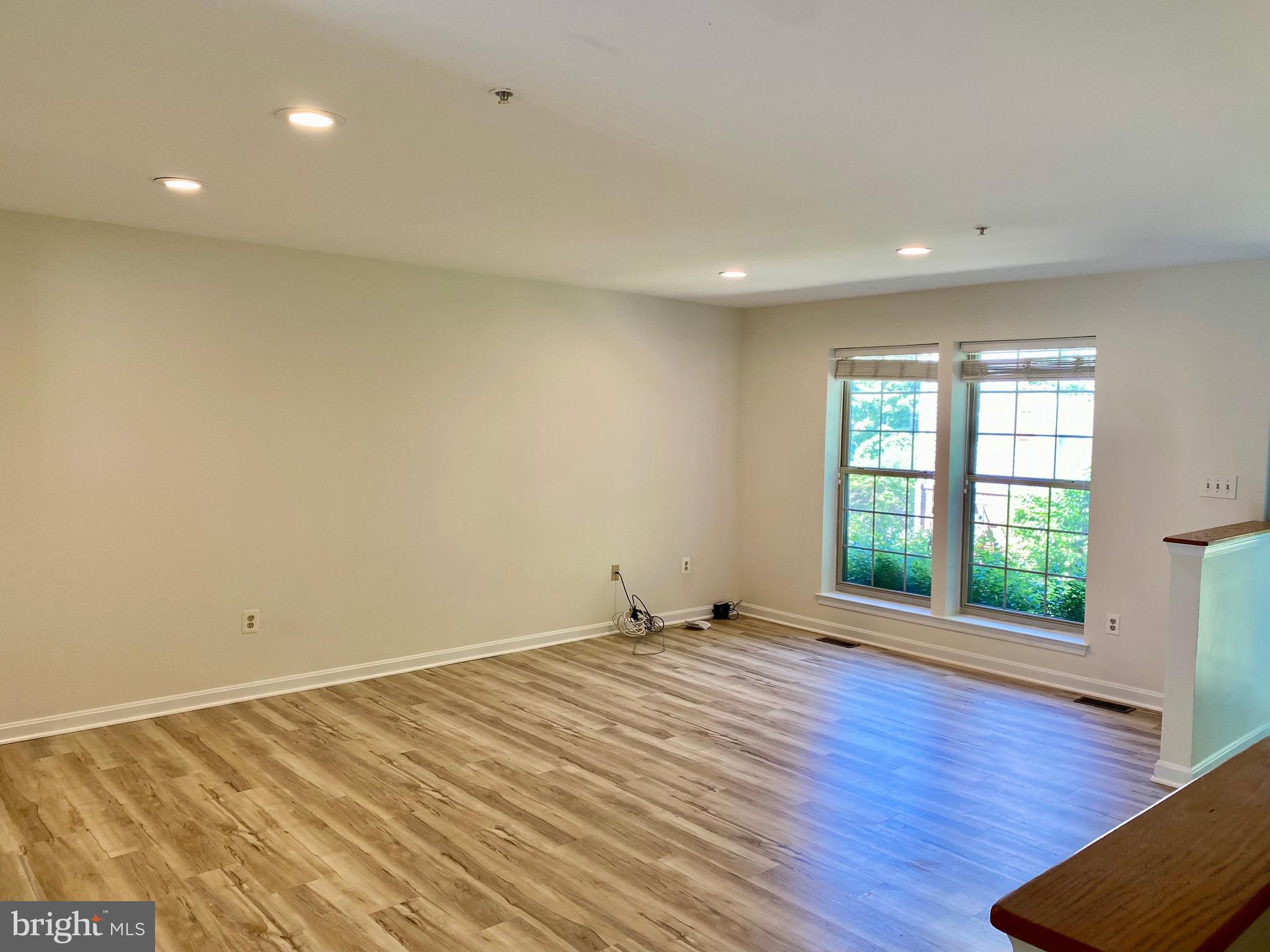 CROMWELL FOUNTAIN - Residential Lease