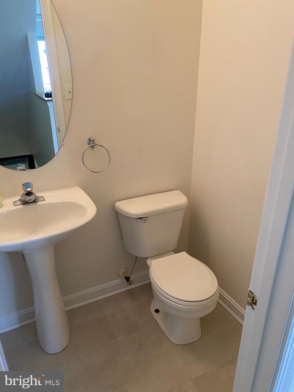 CROMWELL FOUNTAIN - Residential Lease