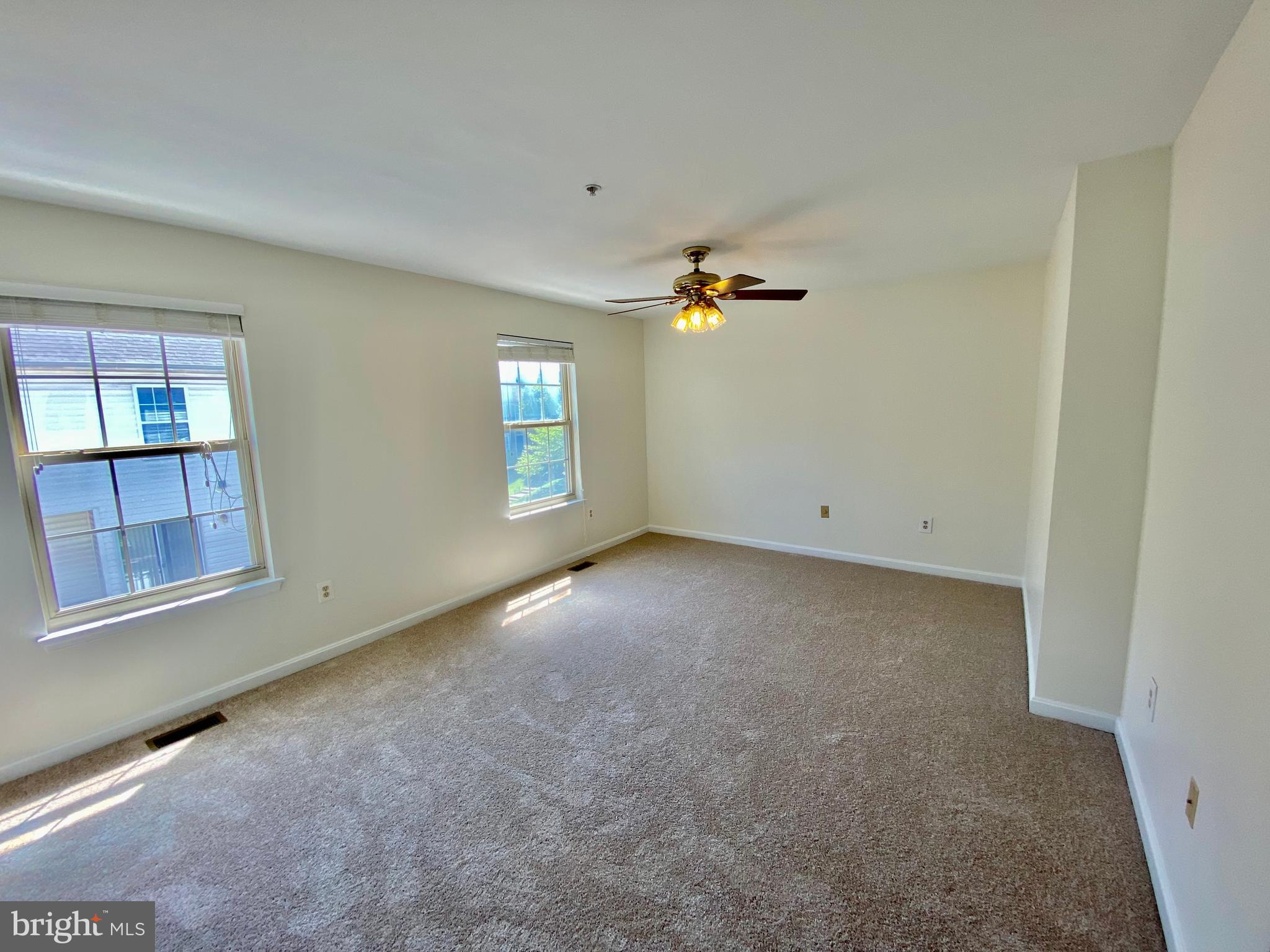 CROMWELL FOUNTAIN - Residential Lease