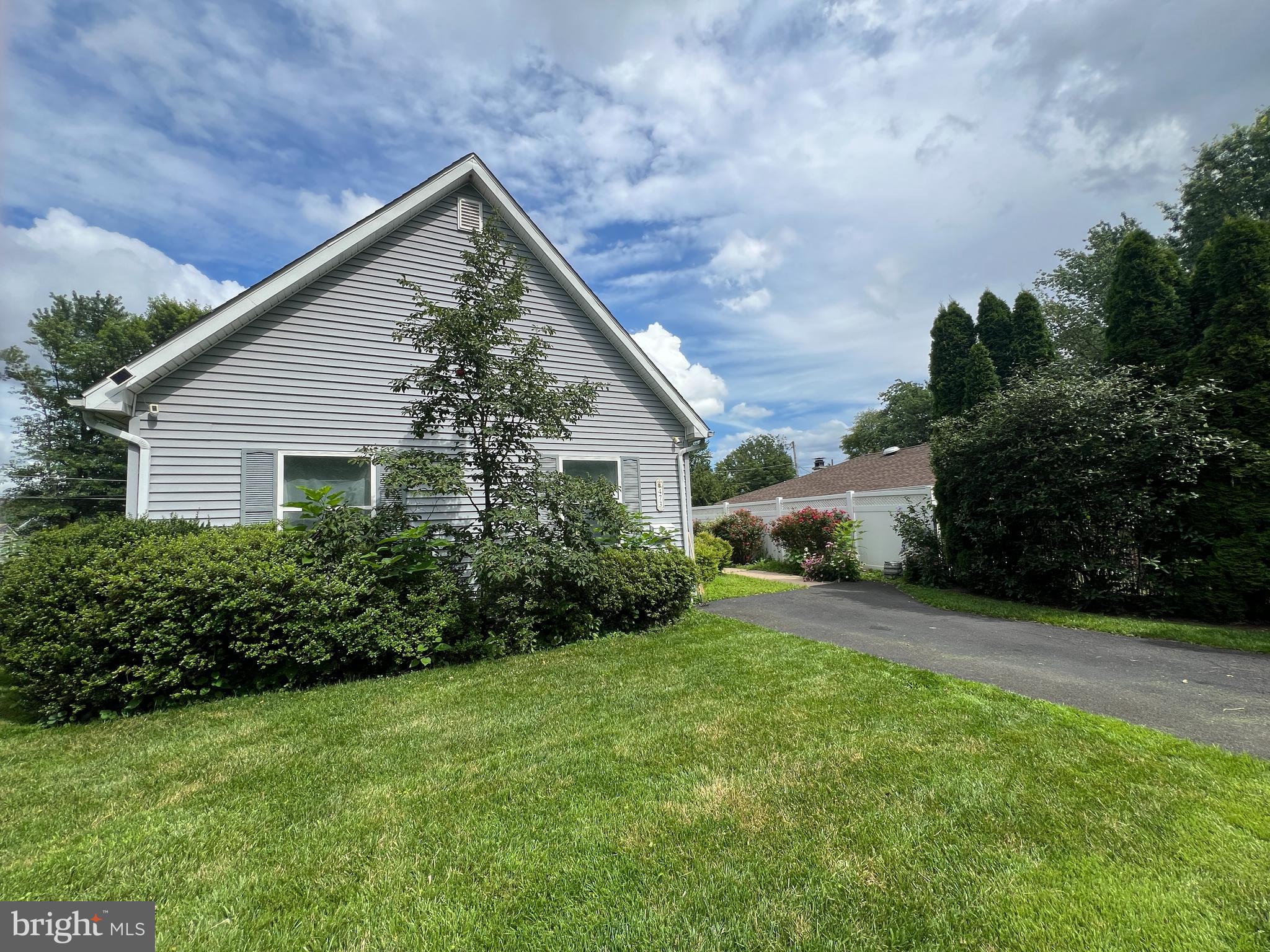 LANGHORNE GABLES - Residential Lease