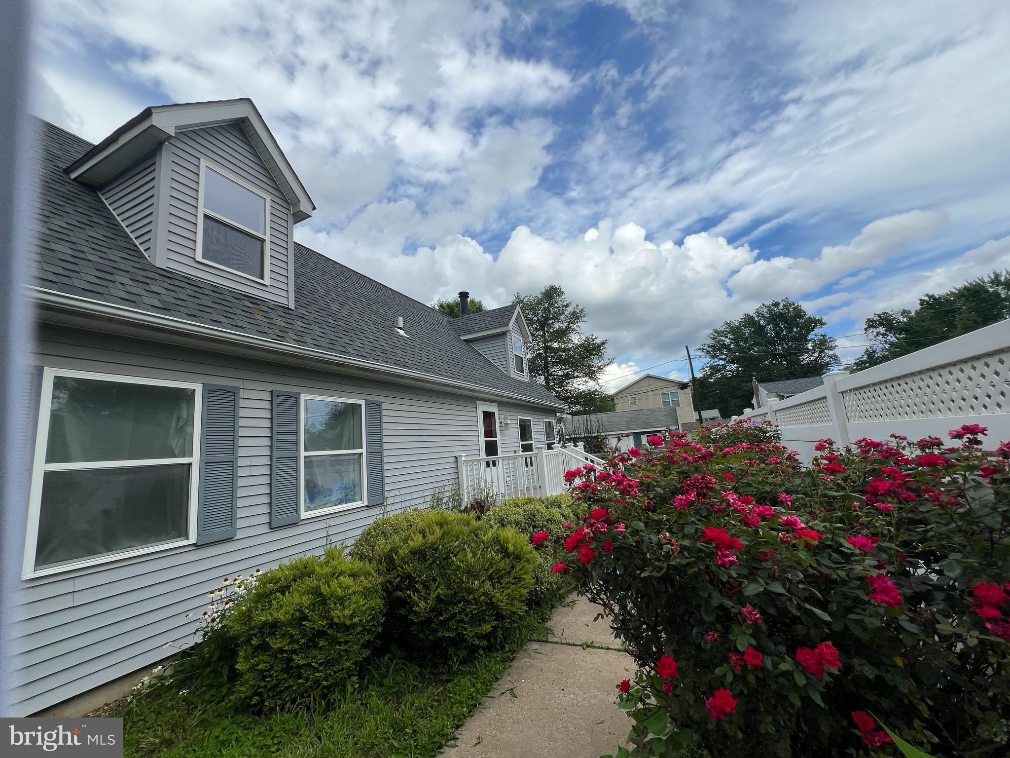 LANGHORNE GABLES - Residential Lease