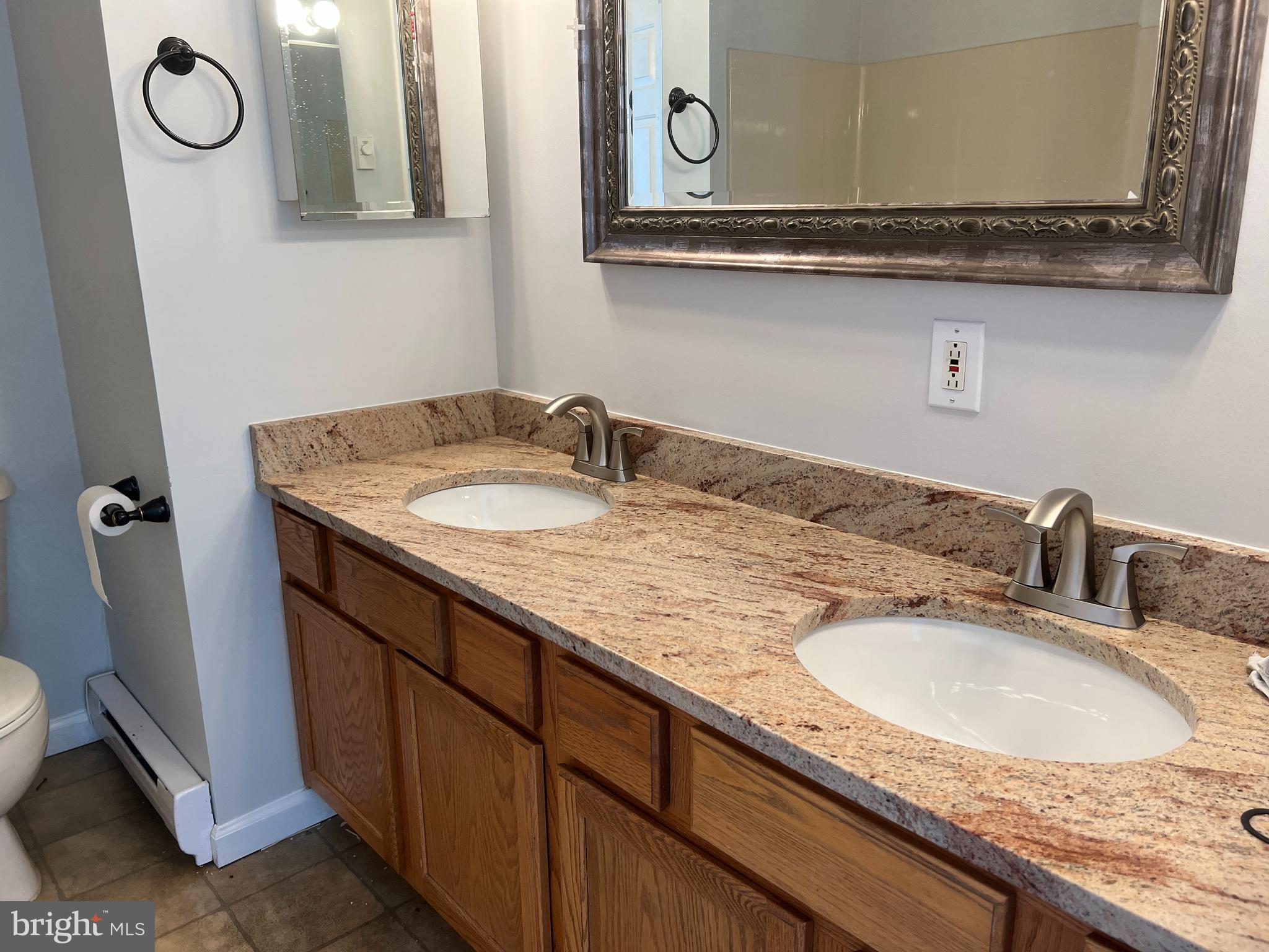 LANGHORNE GABLES - Residential Lease