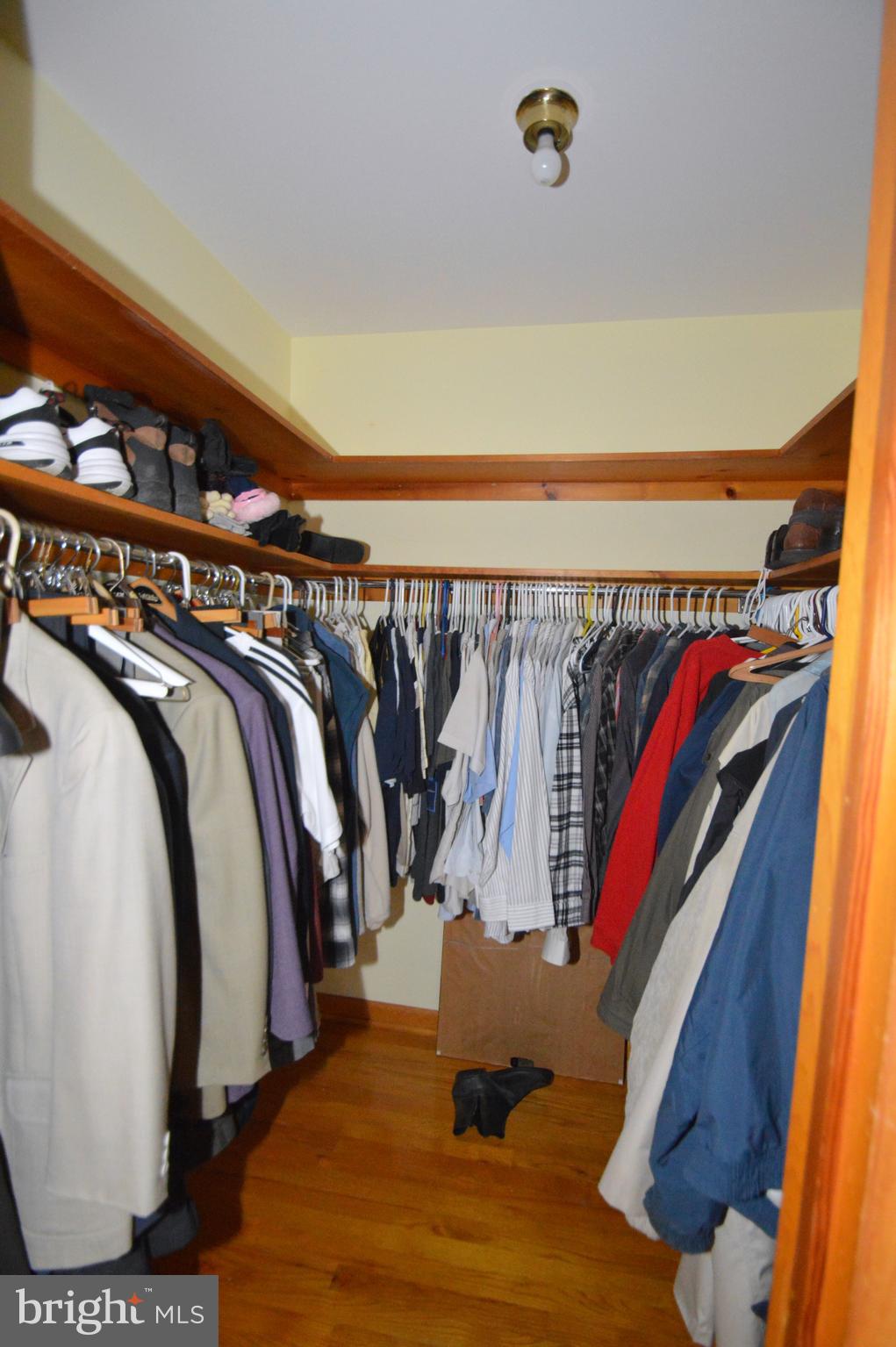 SHIRLEY FARMS - Residential