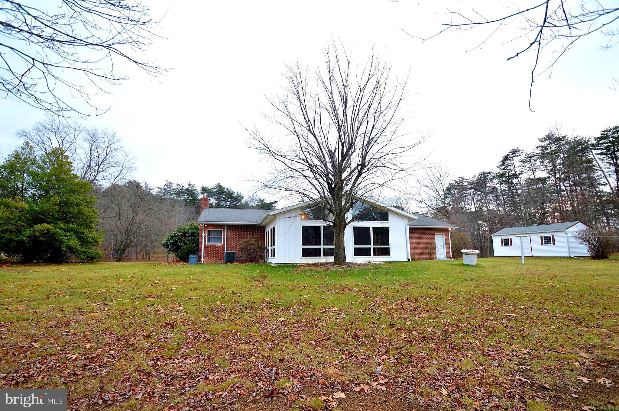 SHIRLEY FARMS - Residential