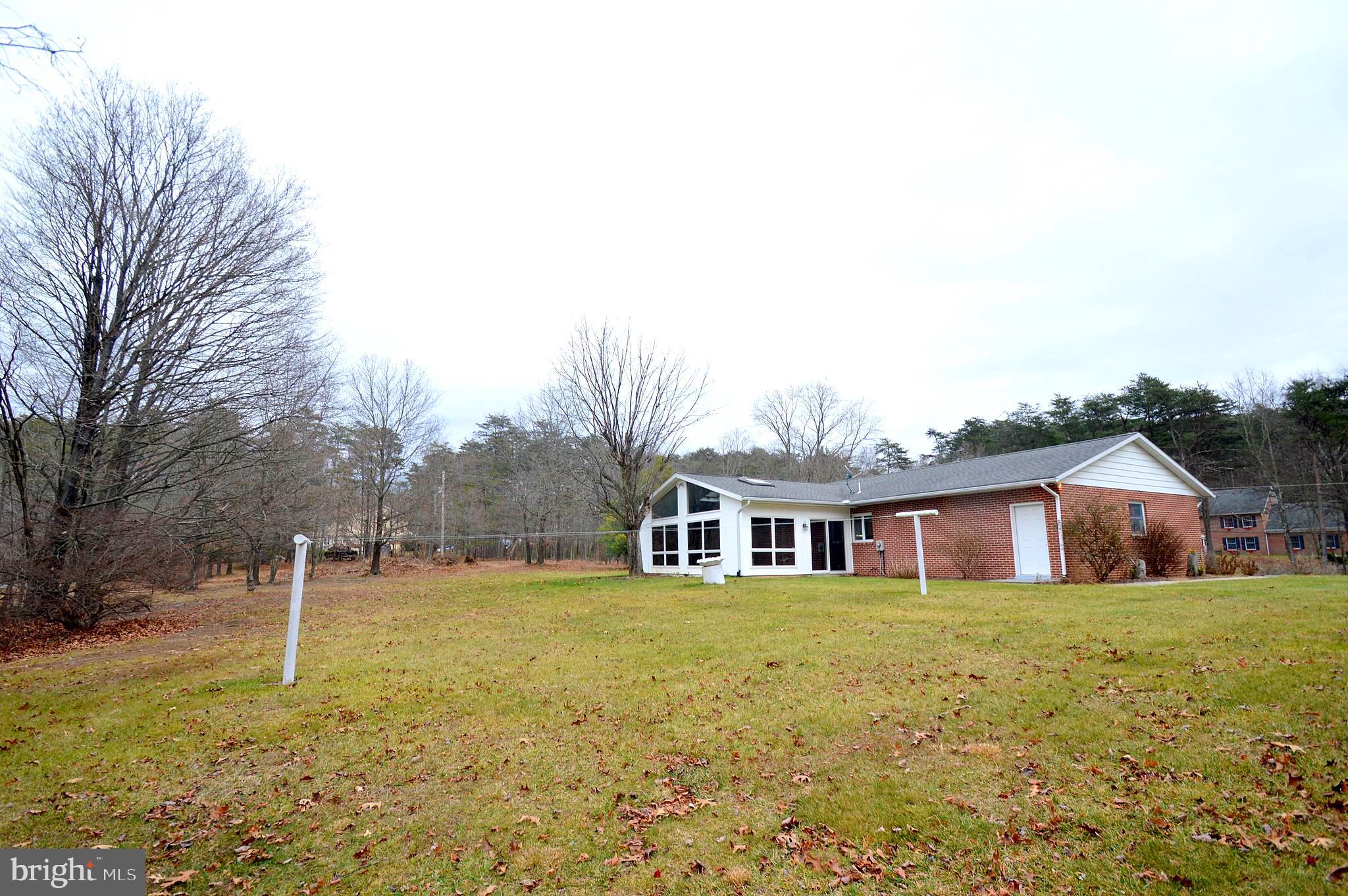 SHIRLEY FARMS - Residential