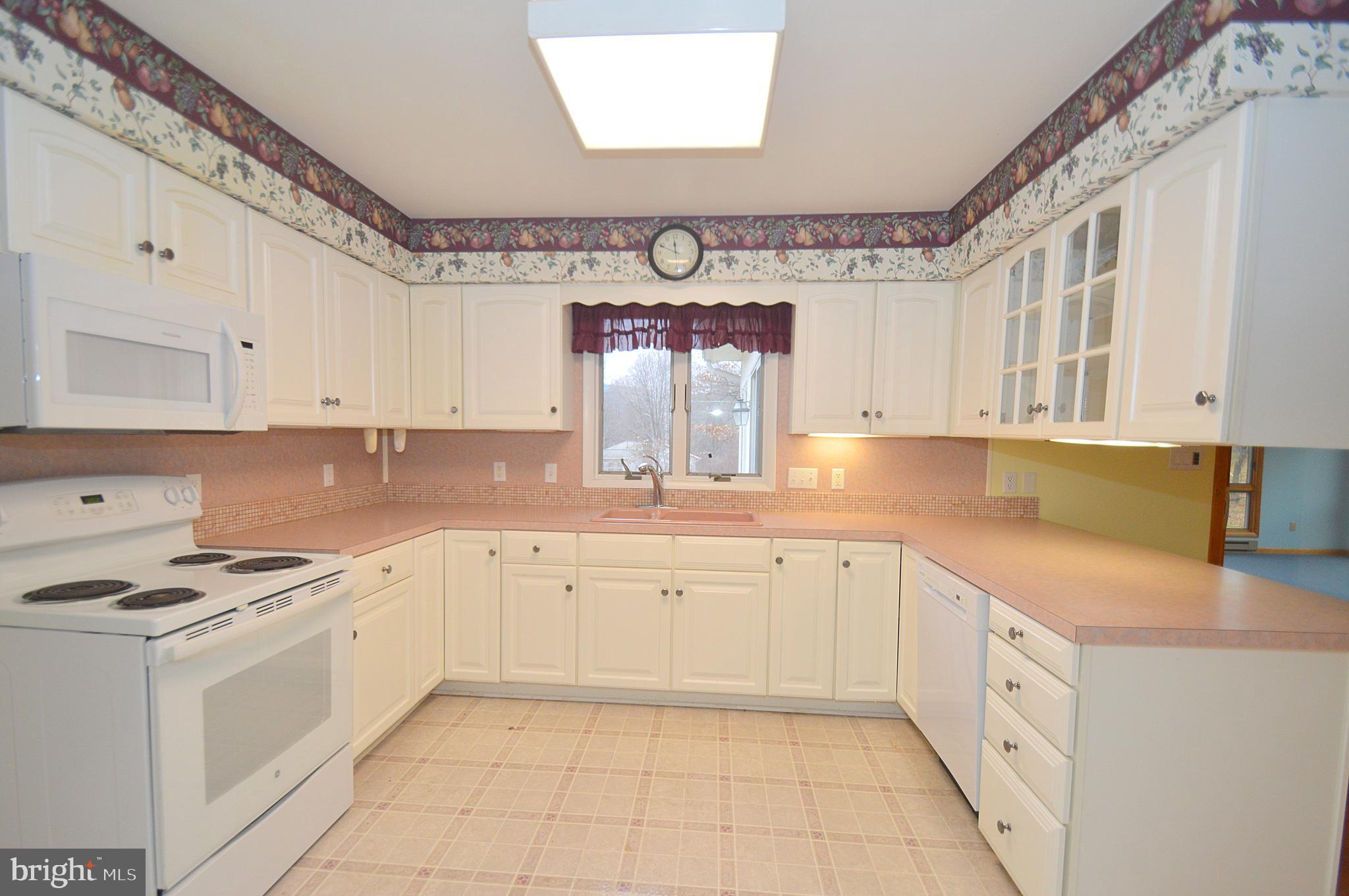 SHIRLEY FARMS - Residential