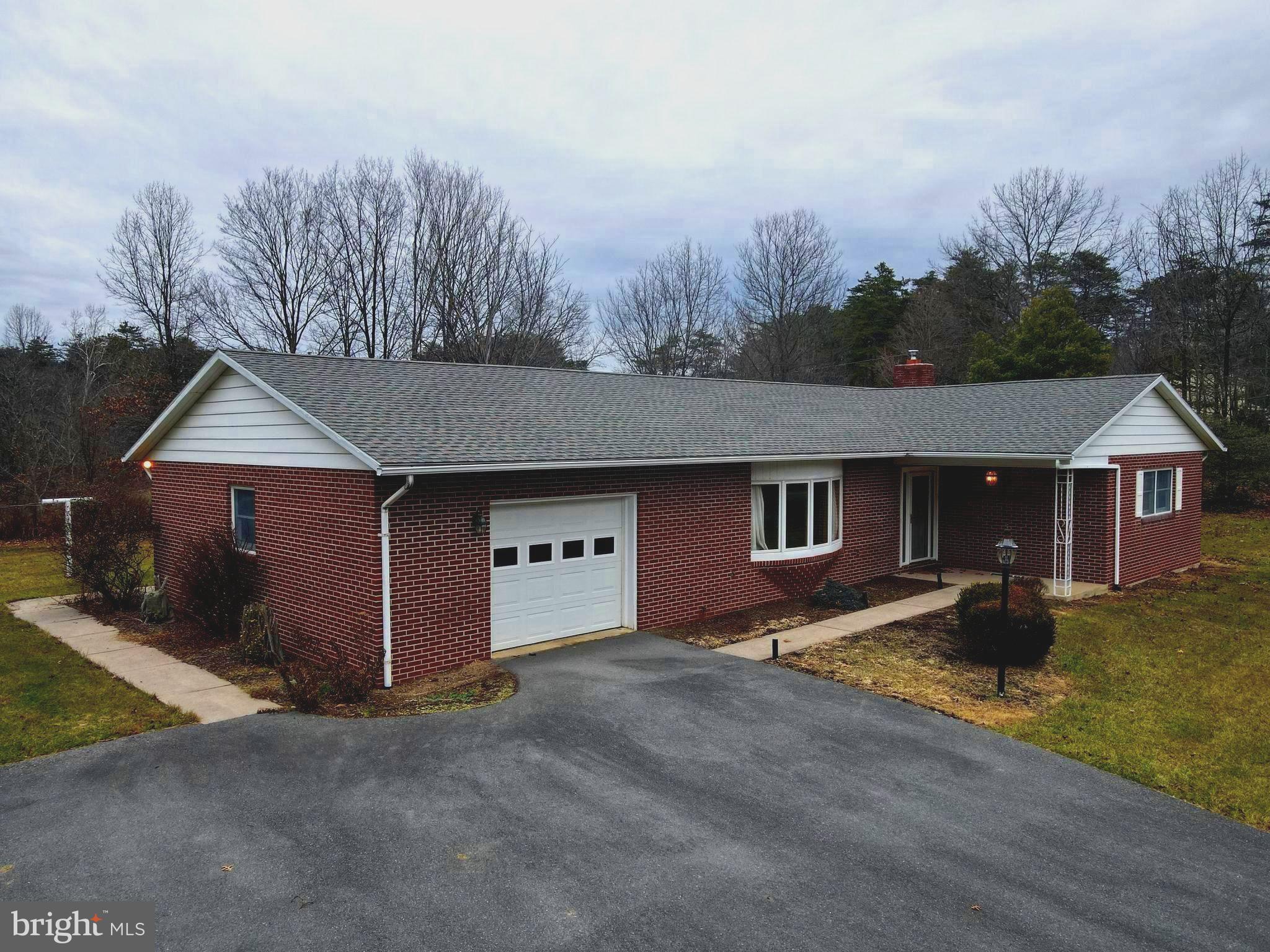 SHIRLEY FARMS - Residential