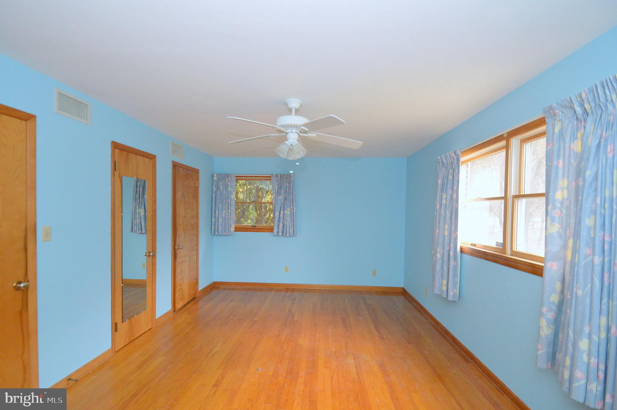 SHIRLEY FARMS - Residential