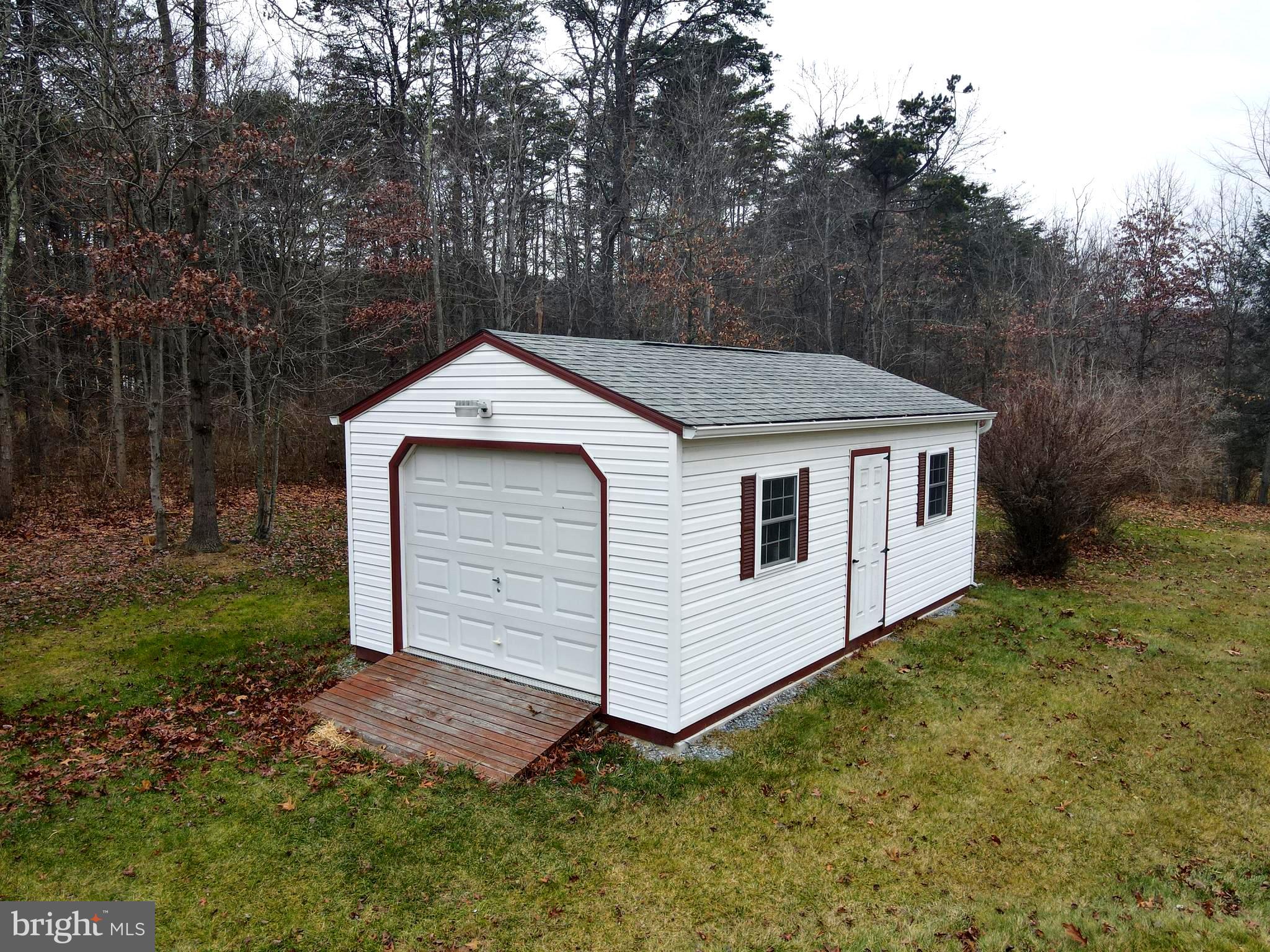 SHIRLEY FARMS - Residential