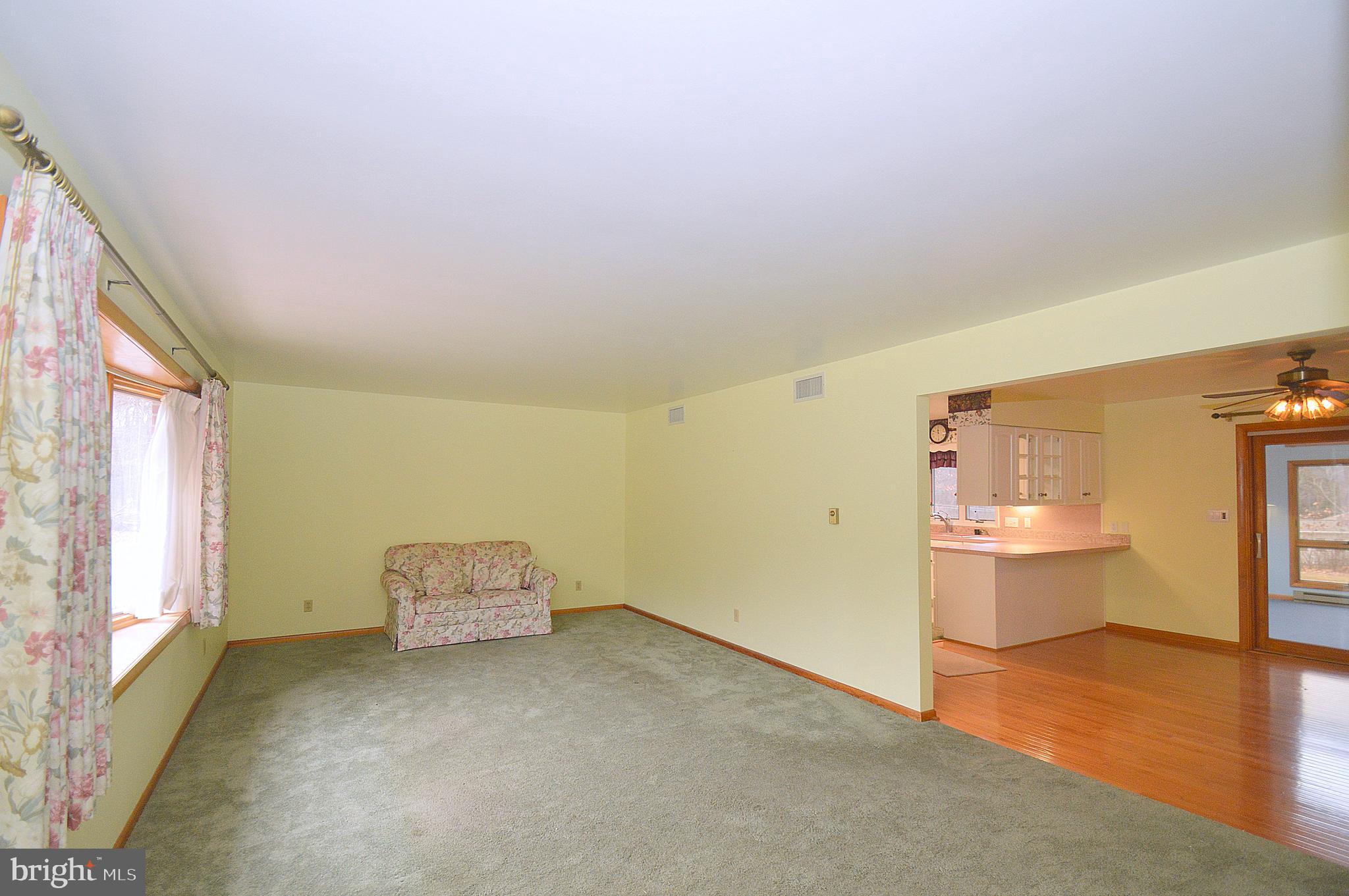 SHIRLEY FARMS - Residential