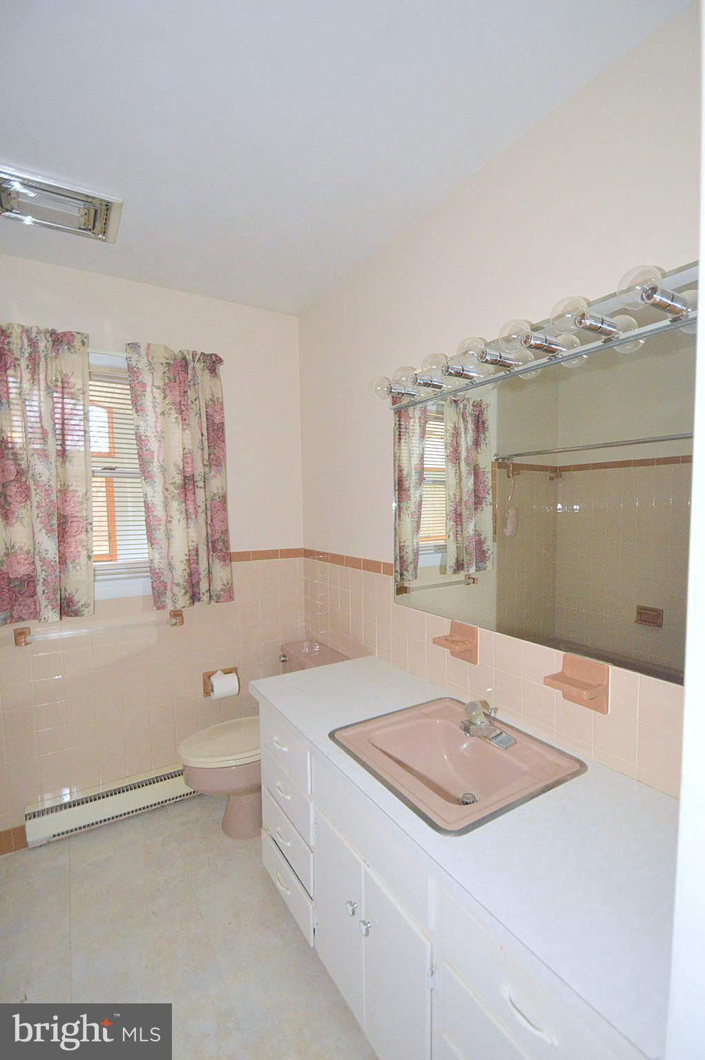 SHIRLEY FARMS - Residential