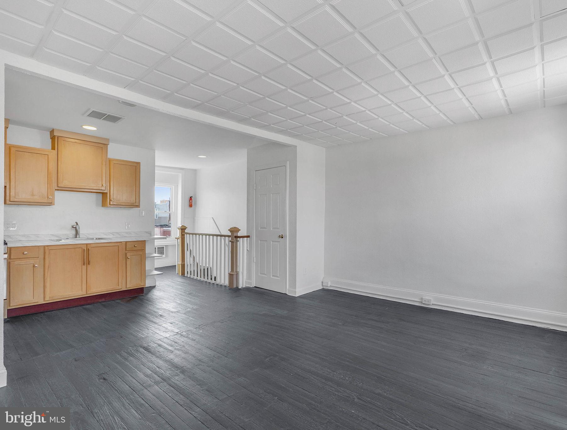 WEST PASSYUNK - Residential Income