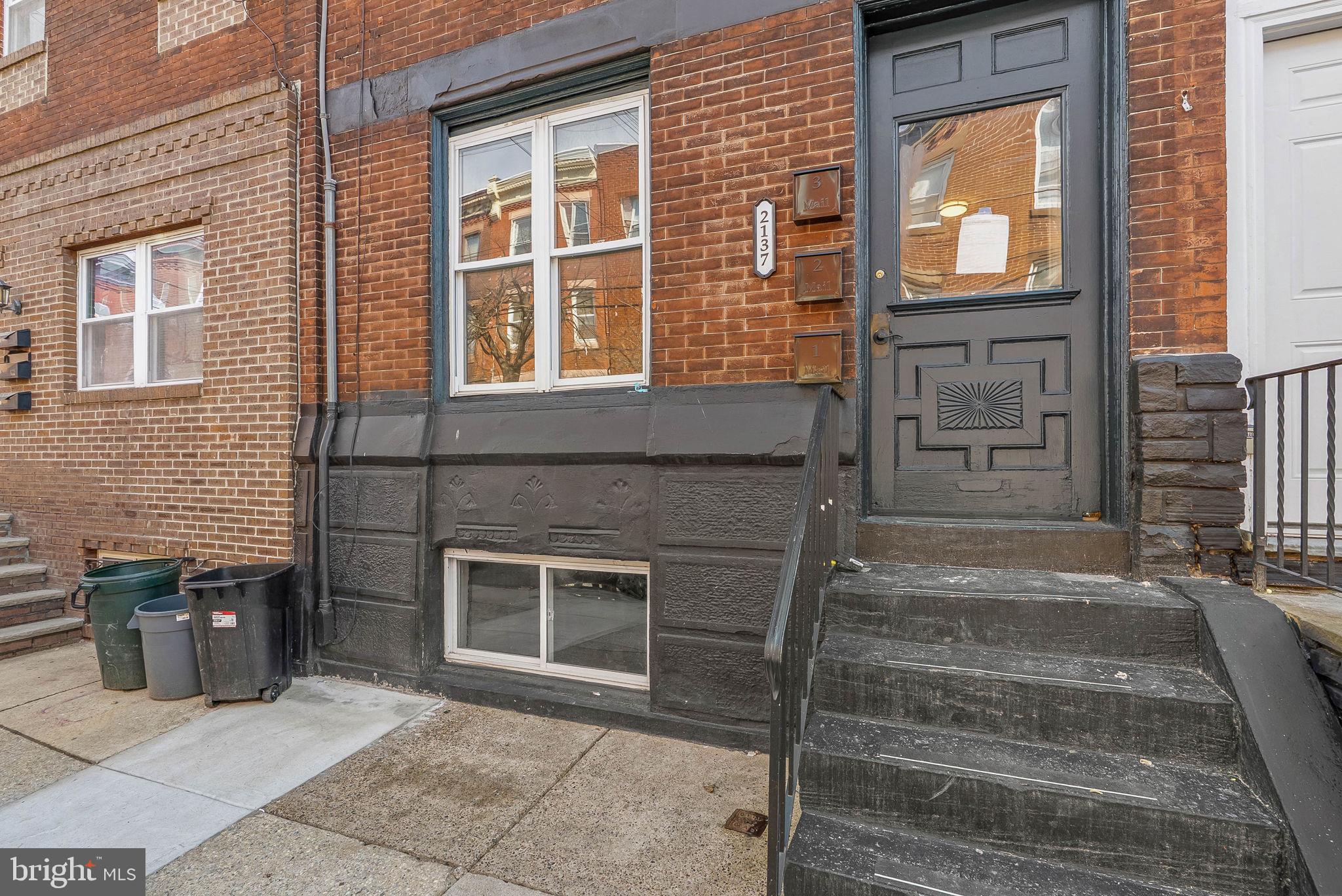 WEST PASSYUNK - Residential Income