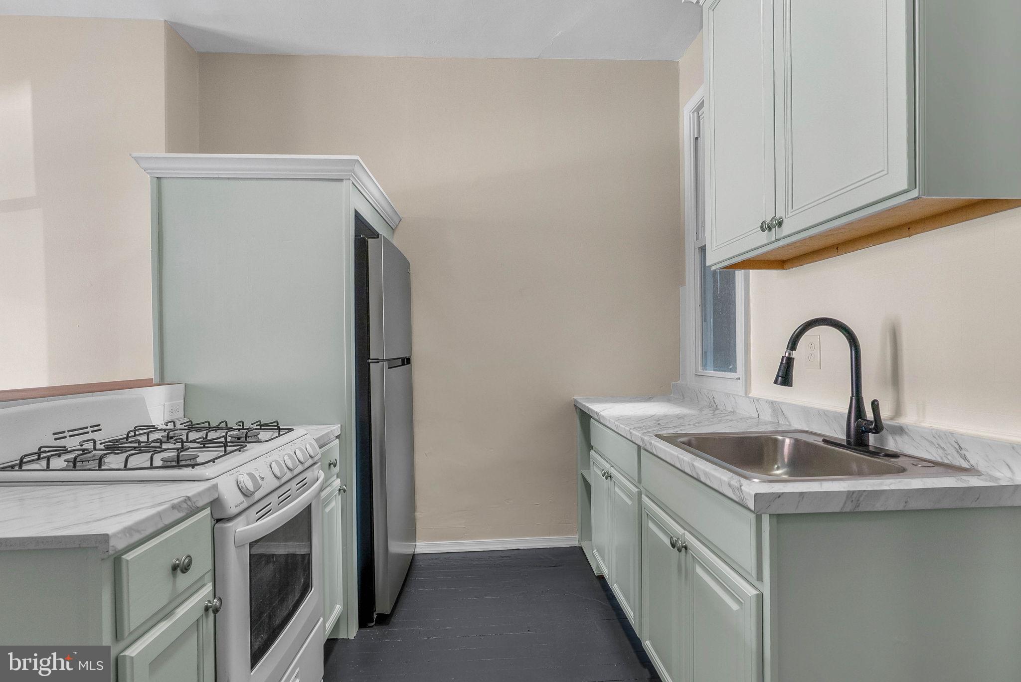 WEST PASSYUNK - Residential Income