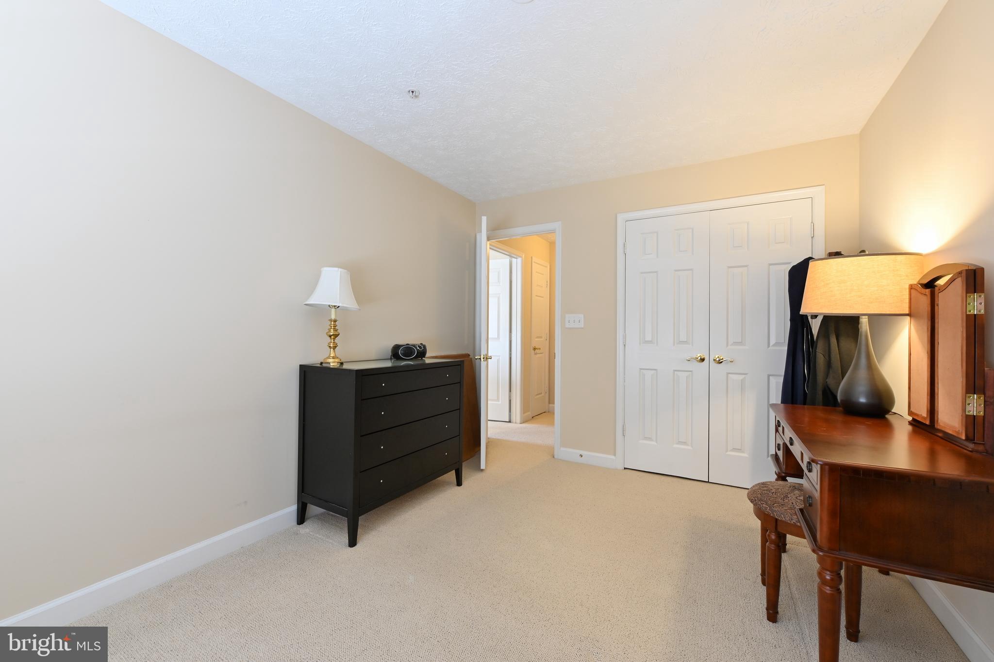 ADMIRAL REACH AT HARBOUR GATES - Residential