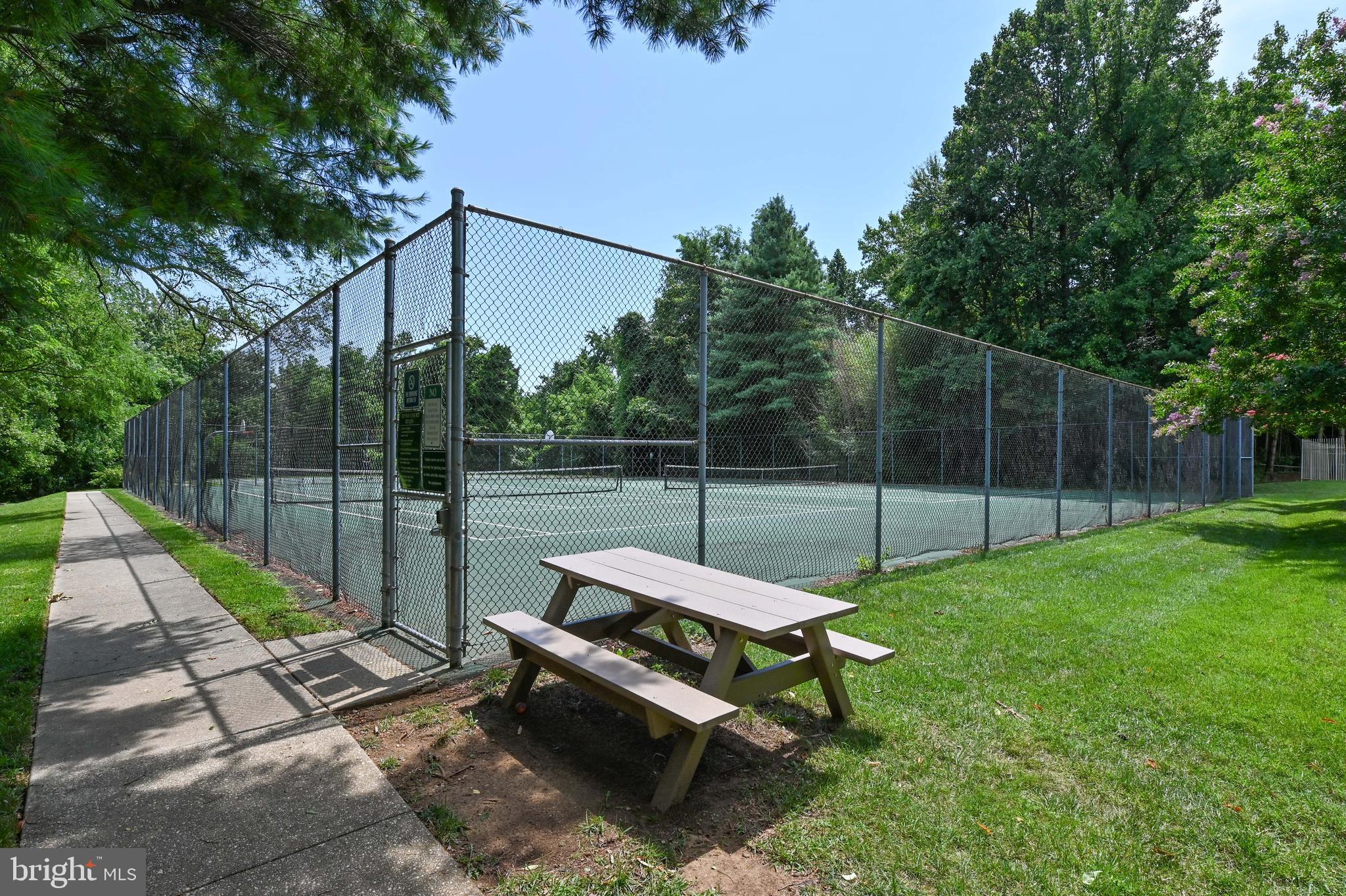 ADMIRAL REACH AT HARBOUR GATES - Residential