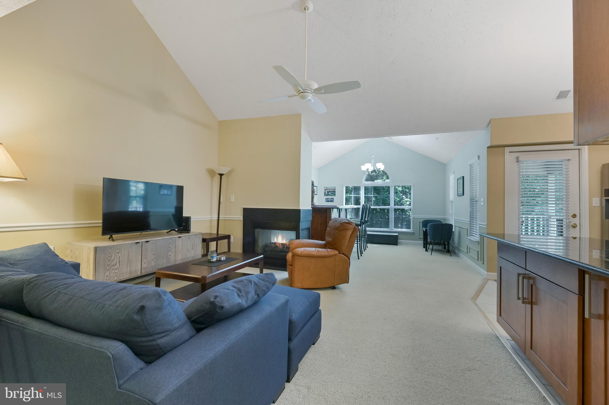 ADMIRAL REACH AT HARBOUR GATES - Residential