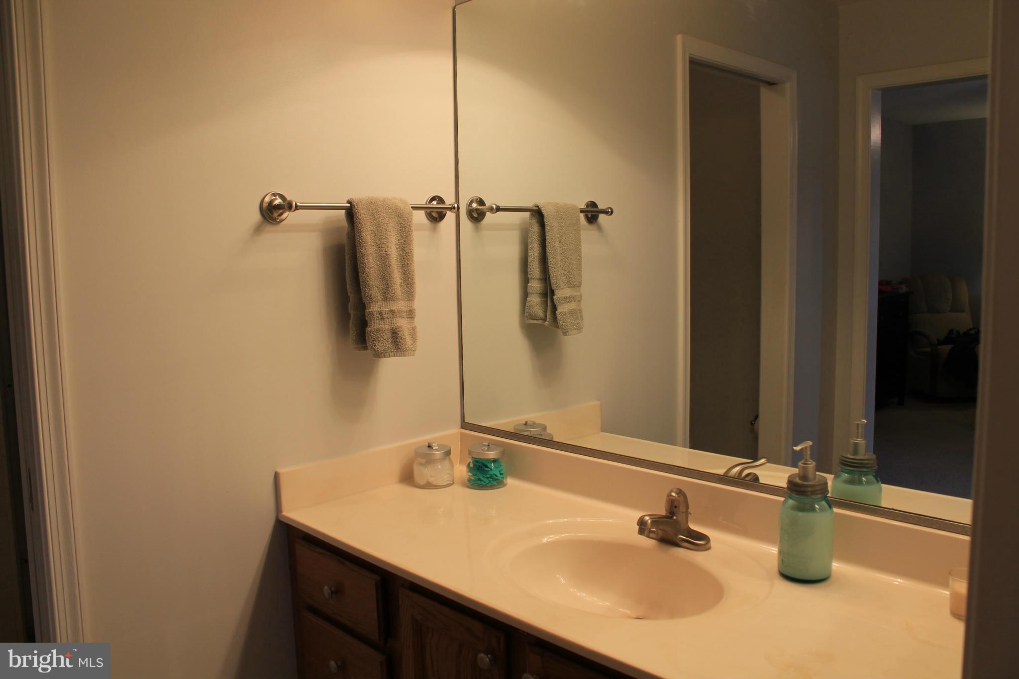 HICKORY RIDGE LA PLATA - Residential Lease