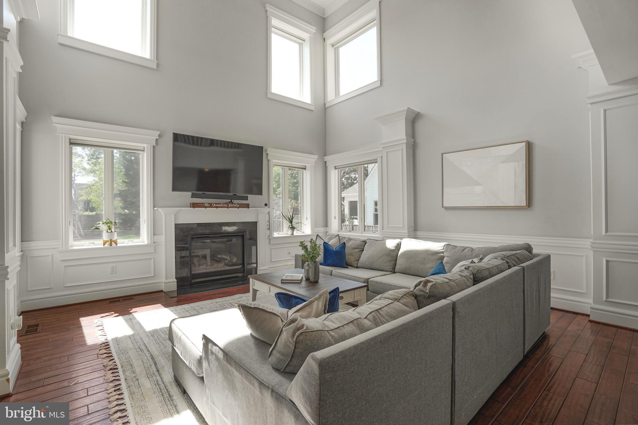 SUMMIT VEITCH - Residential