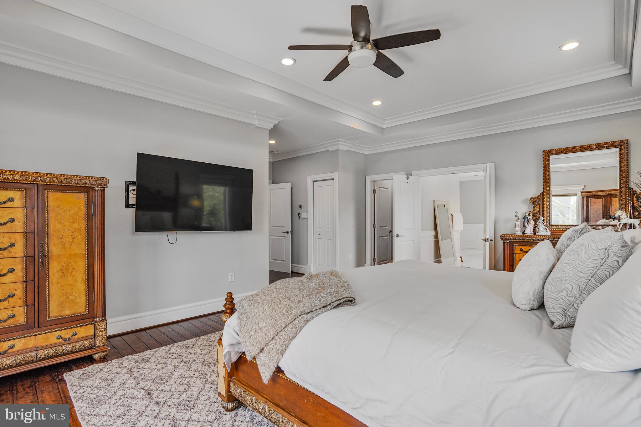 SUMMIT VEITCH - Residential