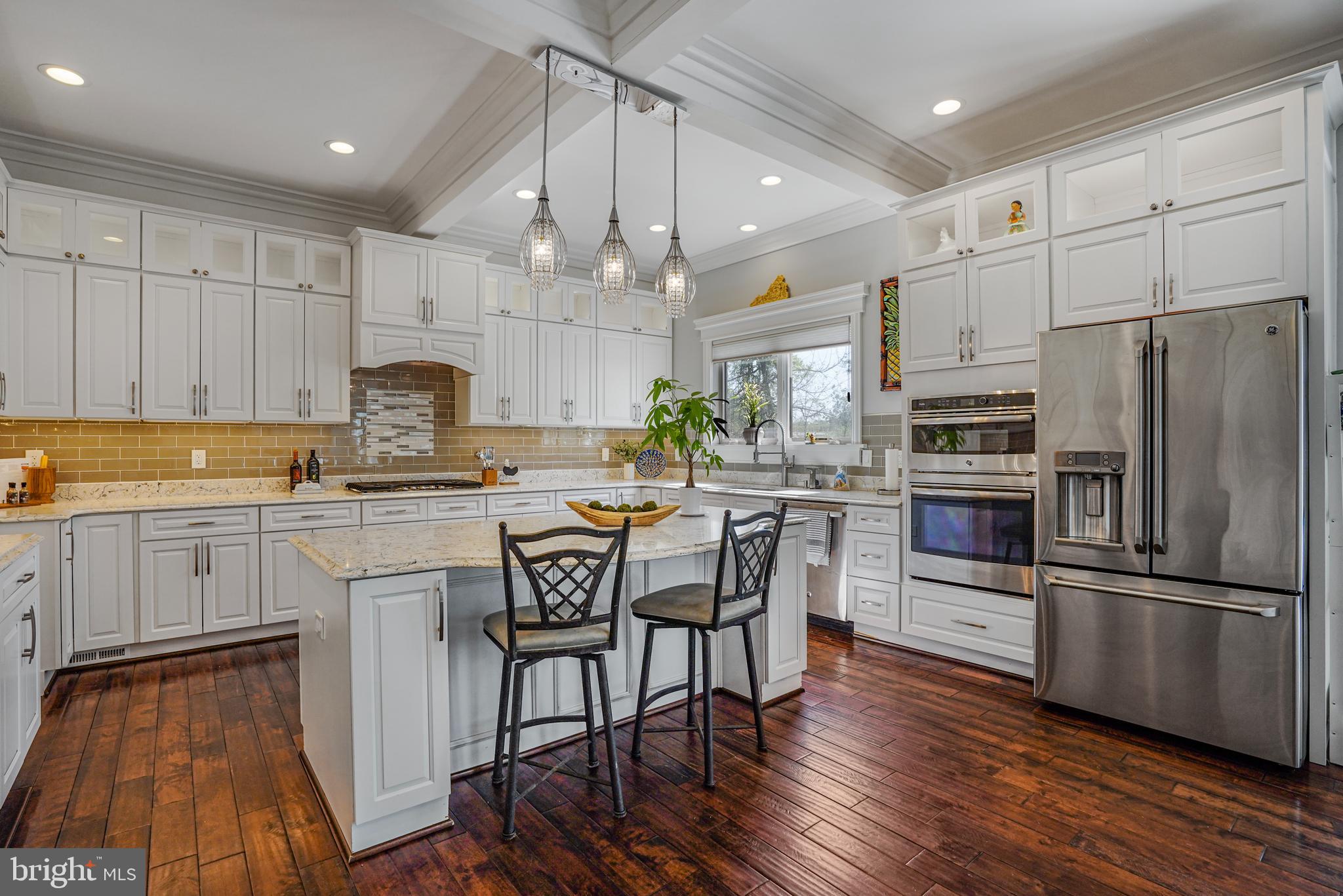 SUMMIT VEITCH - Residential