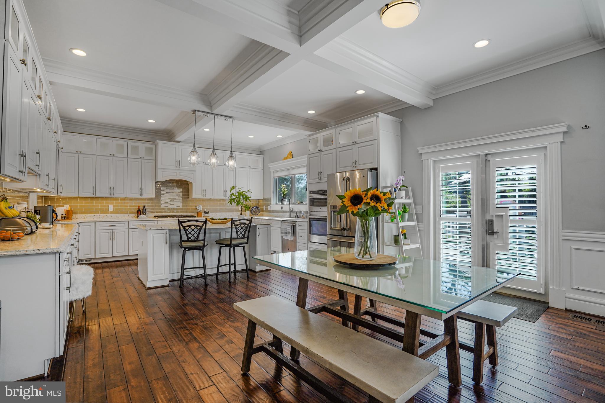 SUMMIT VEITCH - Residential