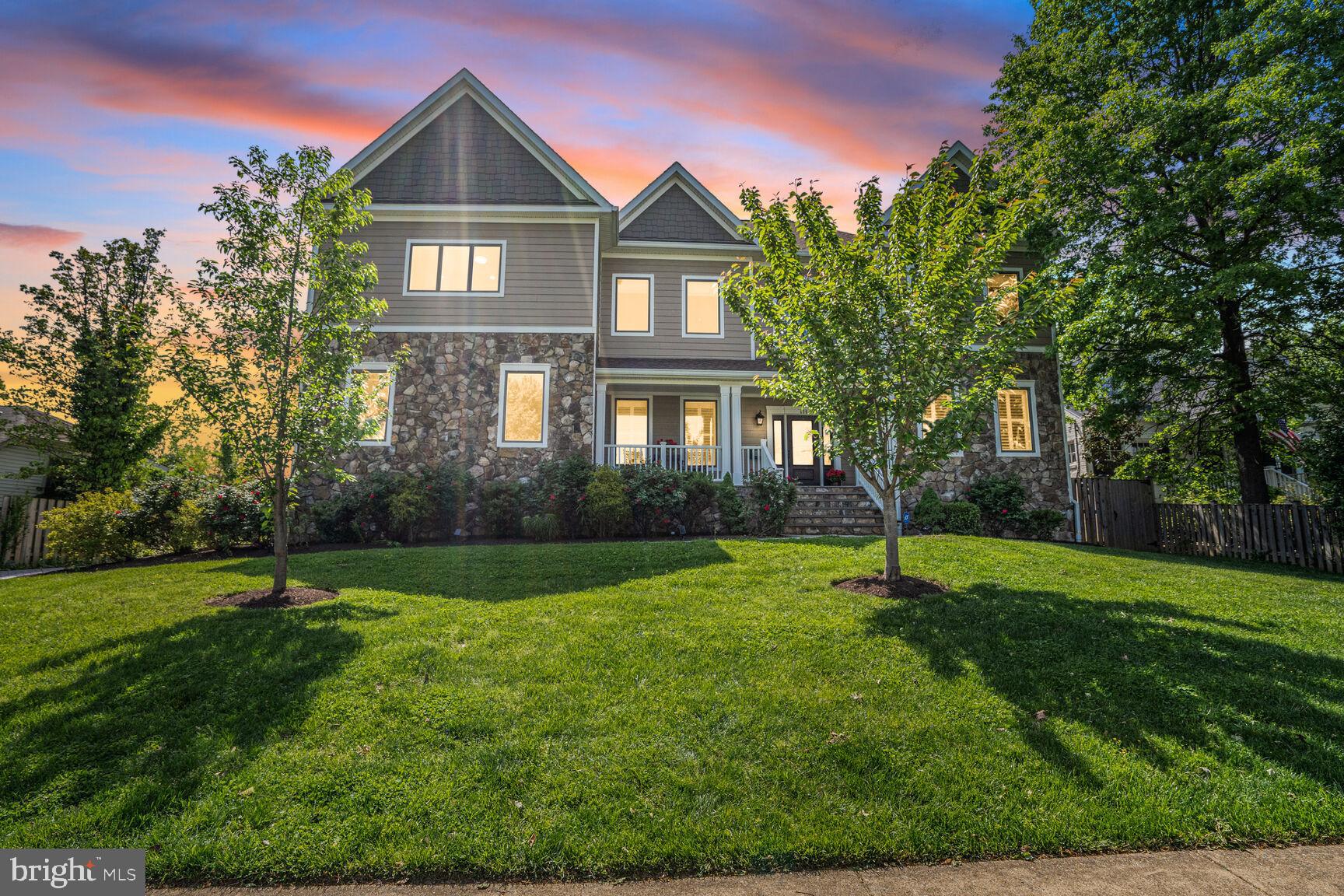 SUMMIT VEITCH - Residential