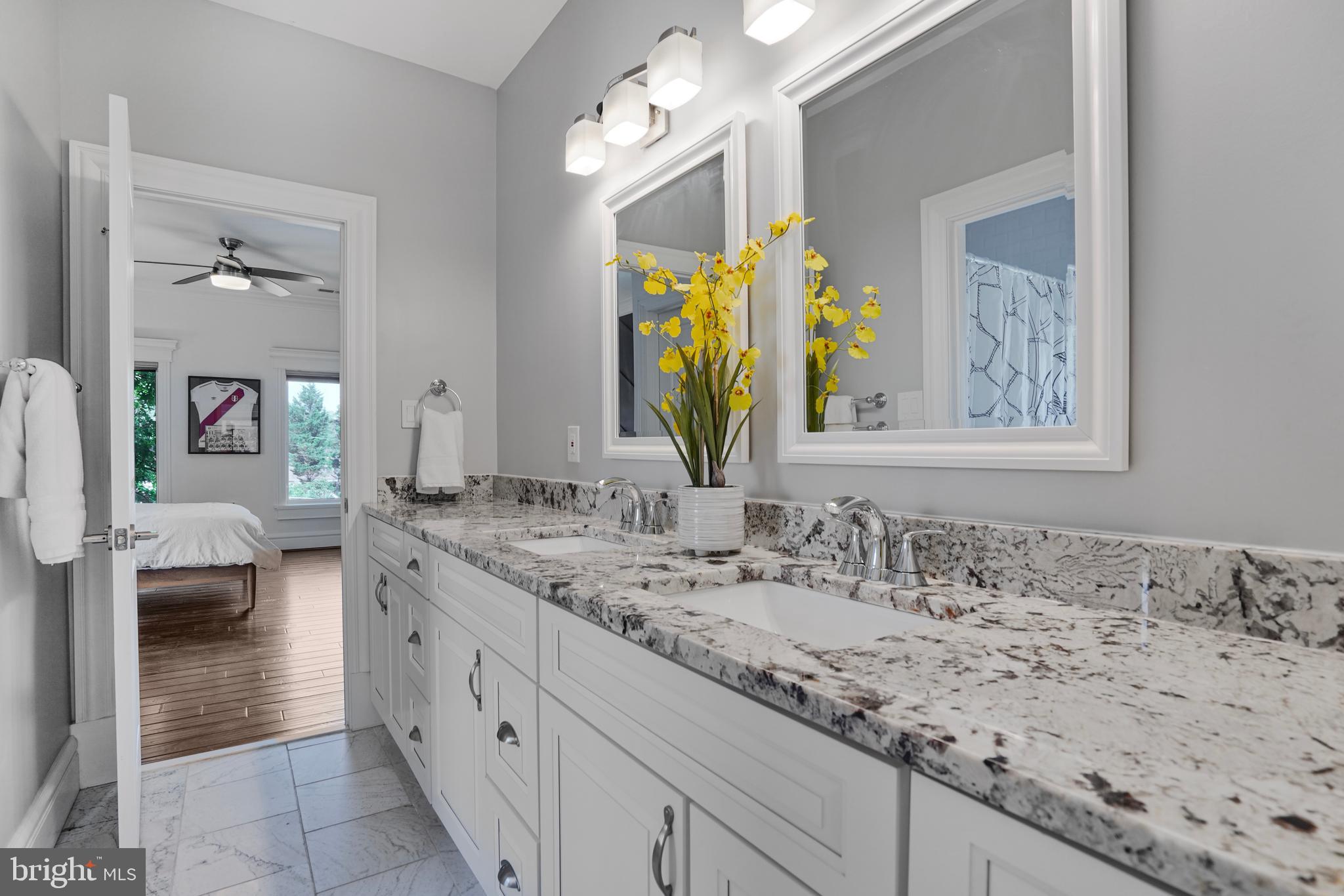 SUMMIT VEITCH - Residential