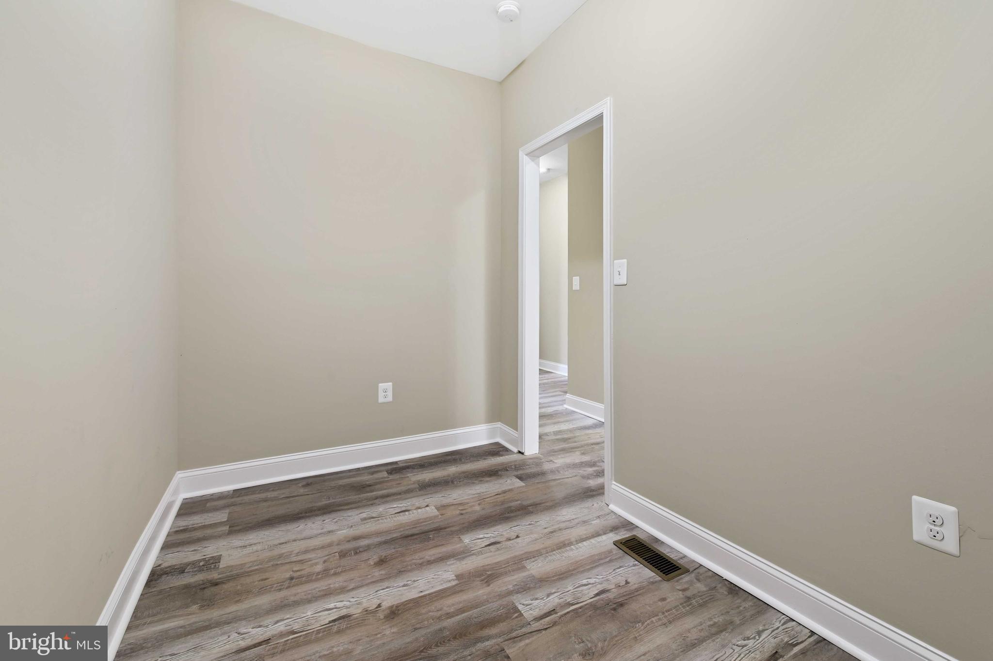 COLD SPRING NEWTOWN - Residential