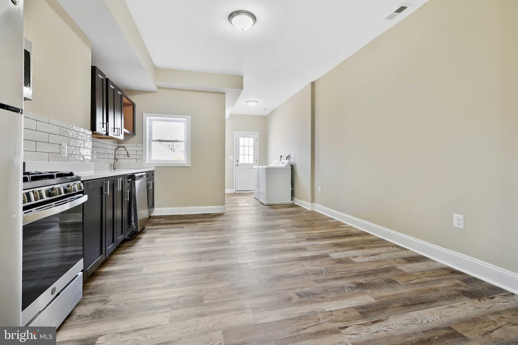 COLD SPRING NEWTOWN - Residential