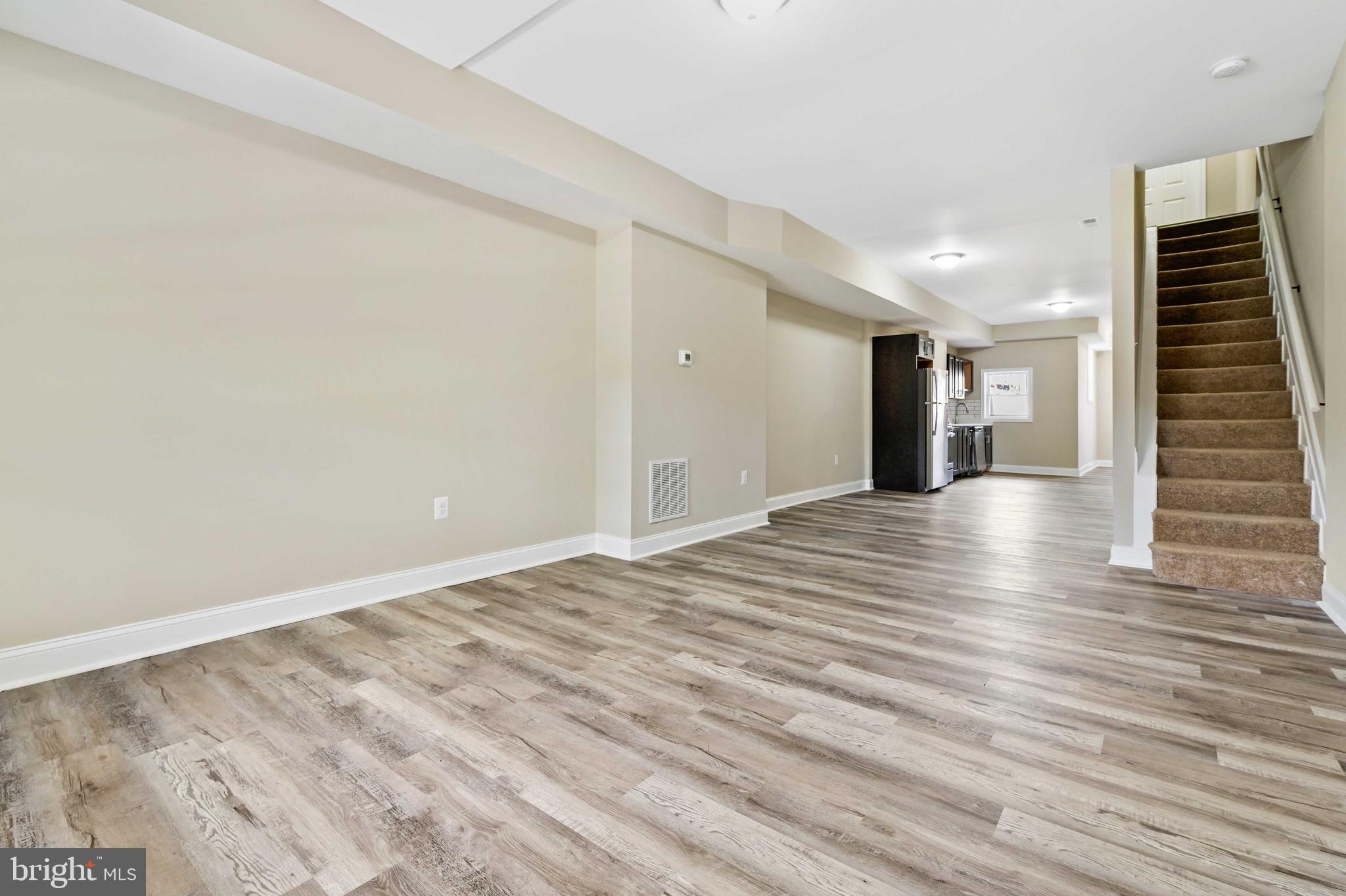 COLD SPRING NEWTOWN - Residential