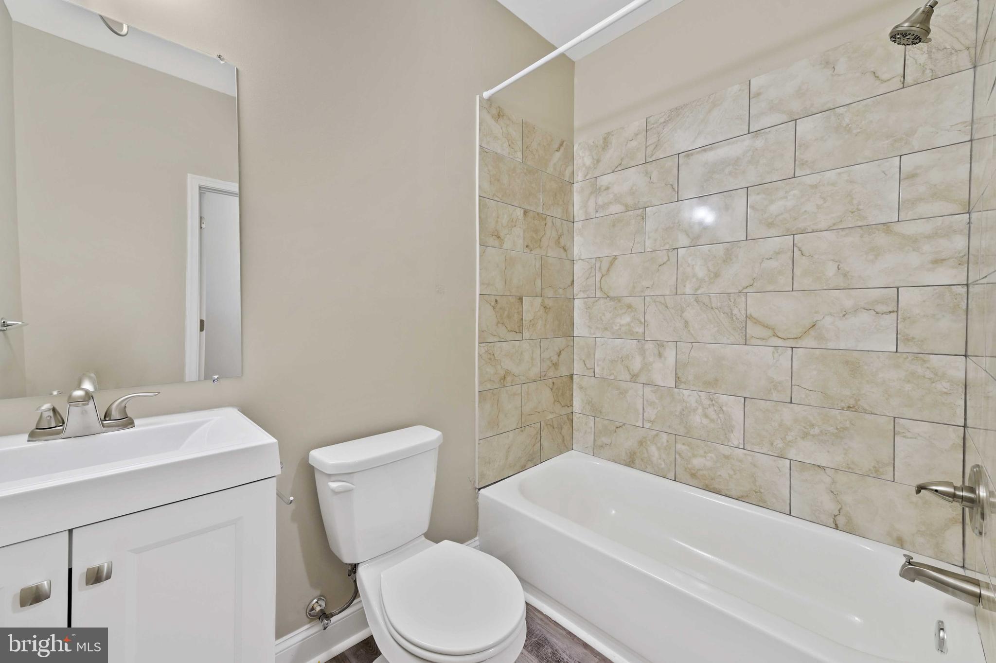 COLD SPRING NEWTOWN - Residential