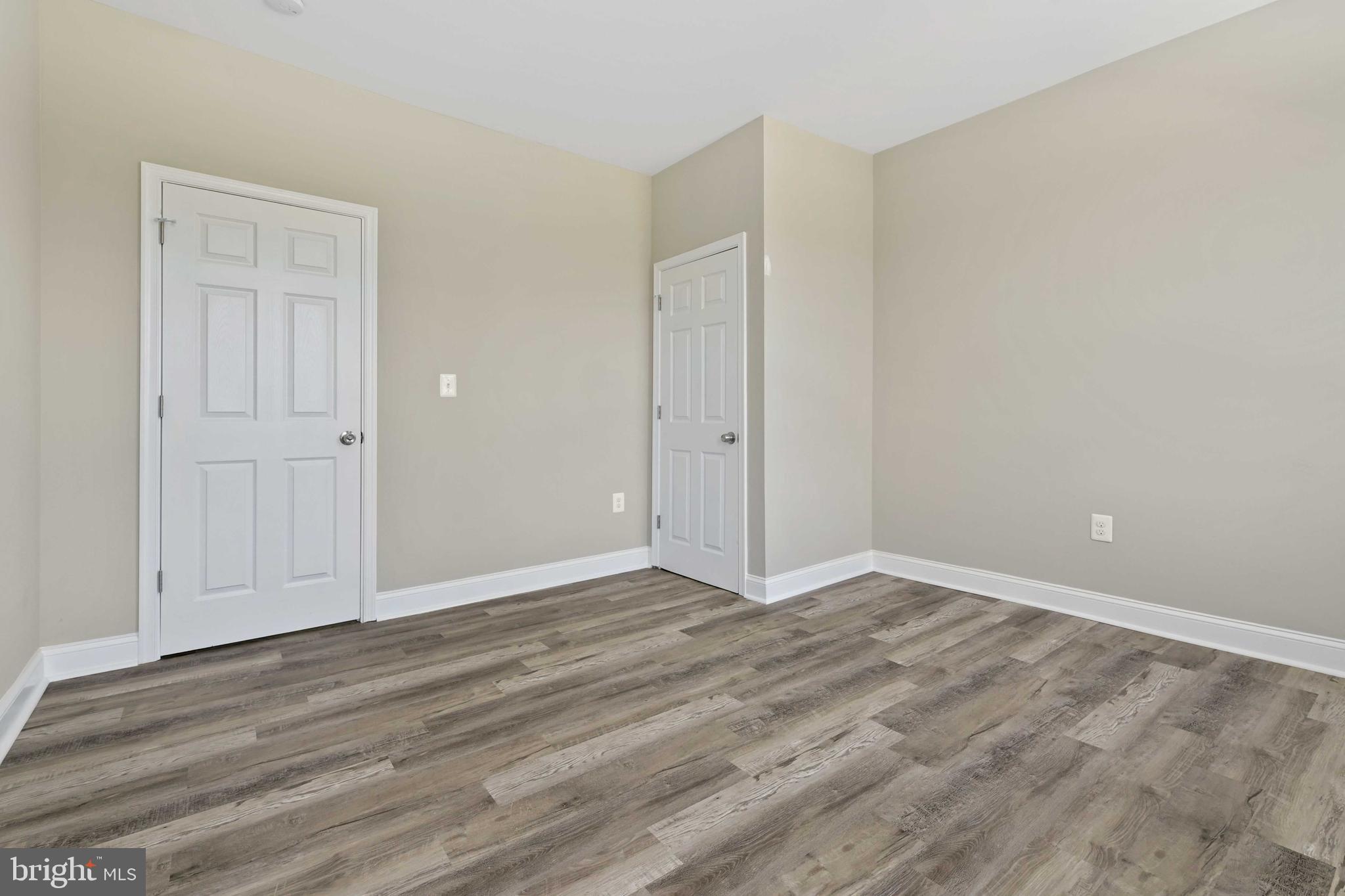 COLD SPRING NEWTOWN - Residential