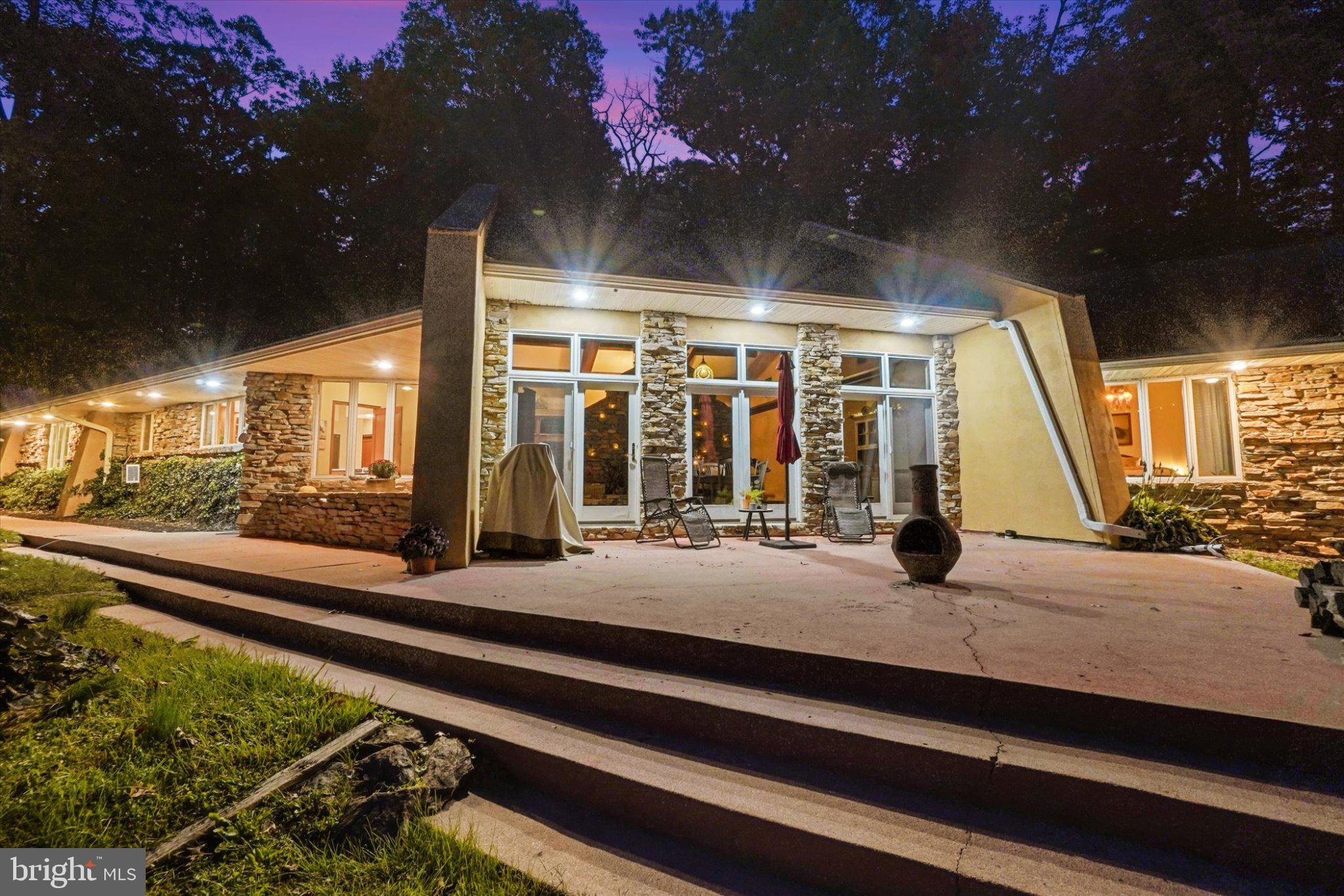 8272 WOODBINE ROAD