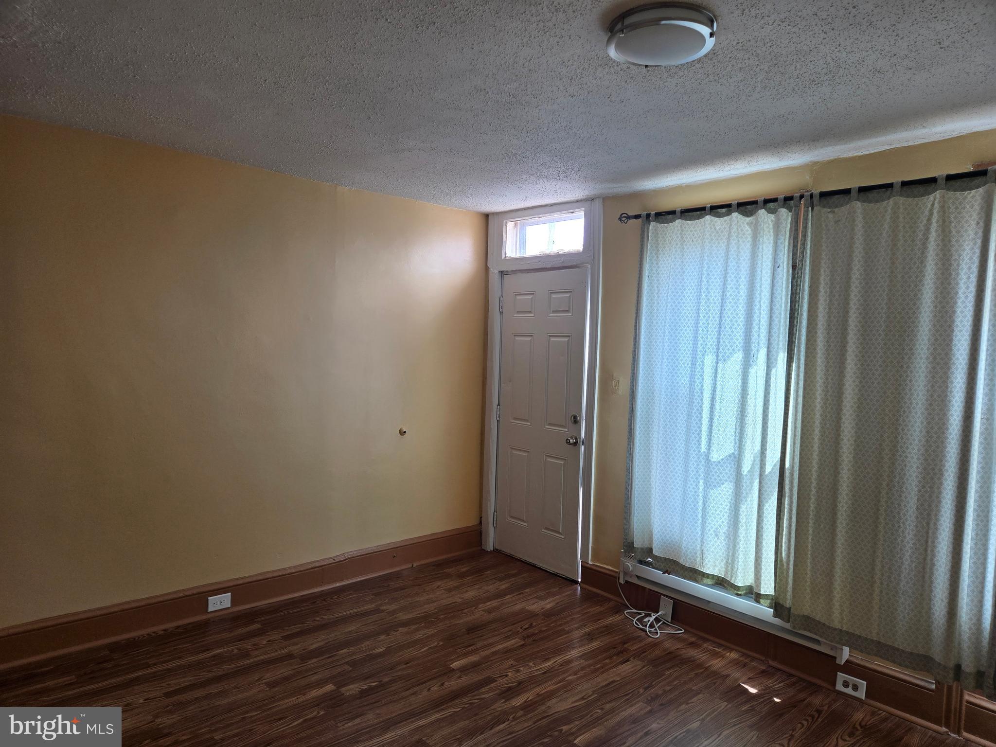 504 WALNUT STREET
