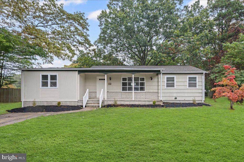 Photo of 202 Ohio Avenue, EGG HARBOR TOWNSHIP, NJ 08234 (MLS # NJAC2020820)