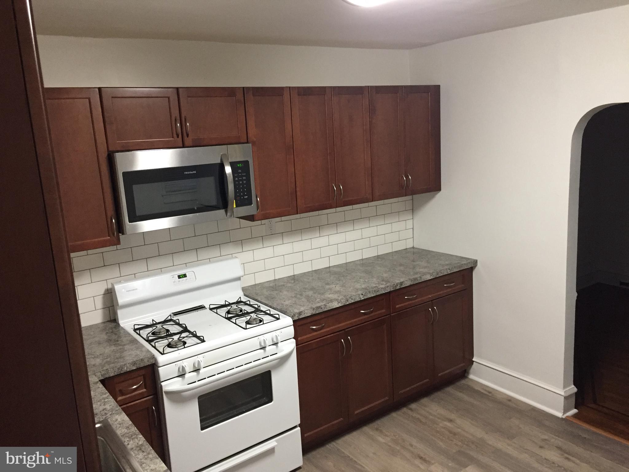 5851 WOODCREST AVENUE